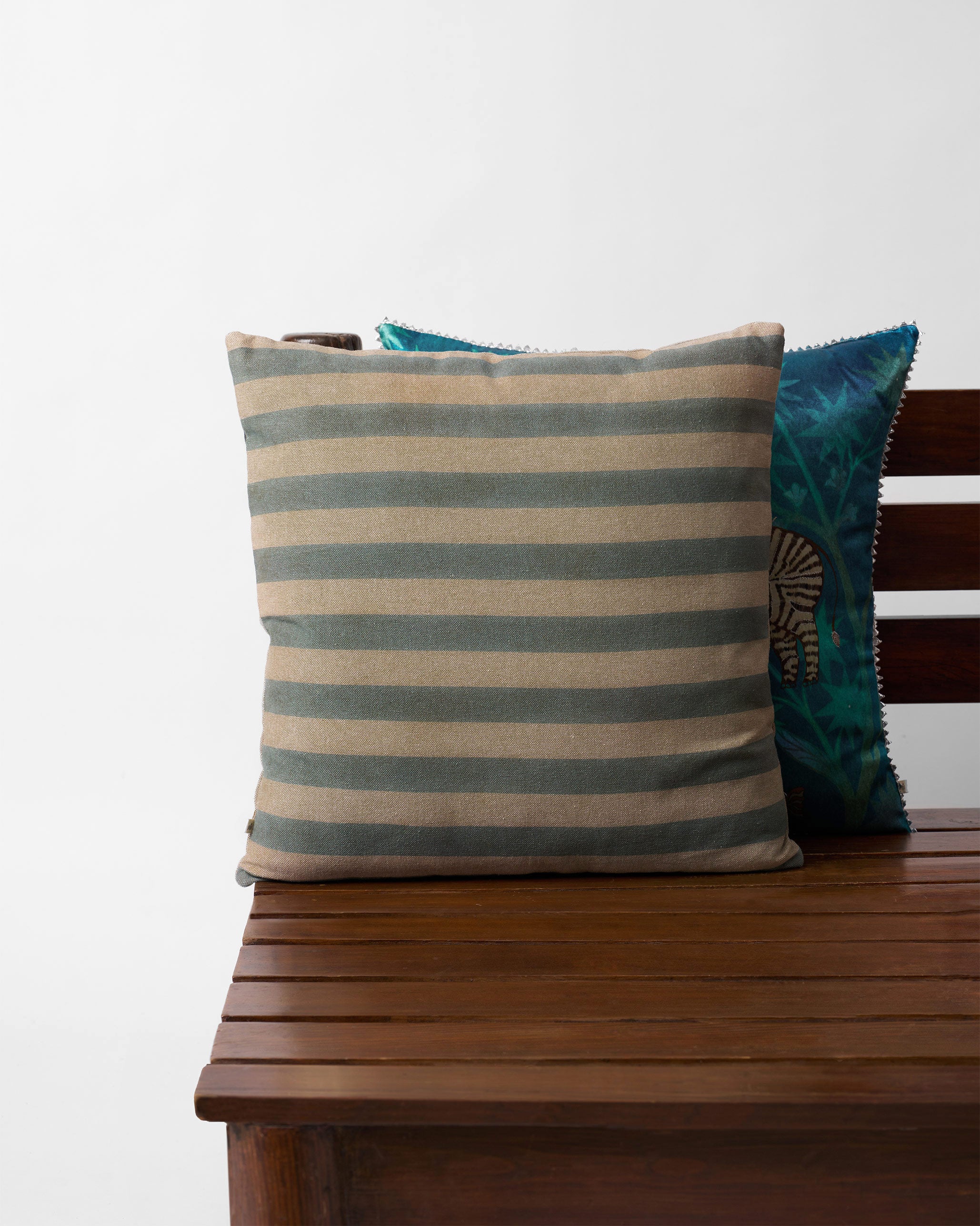 Pomme Cushion Cover