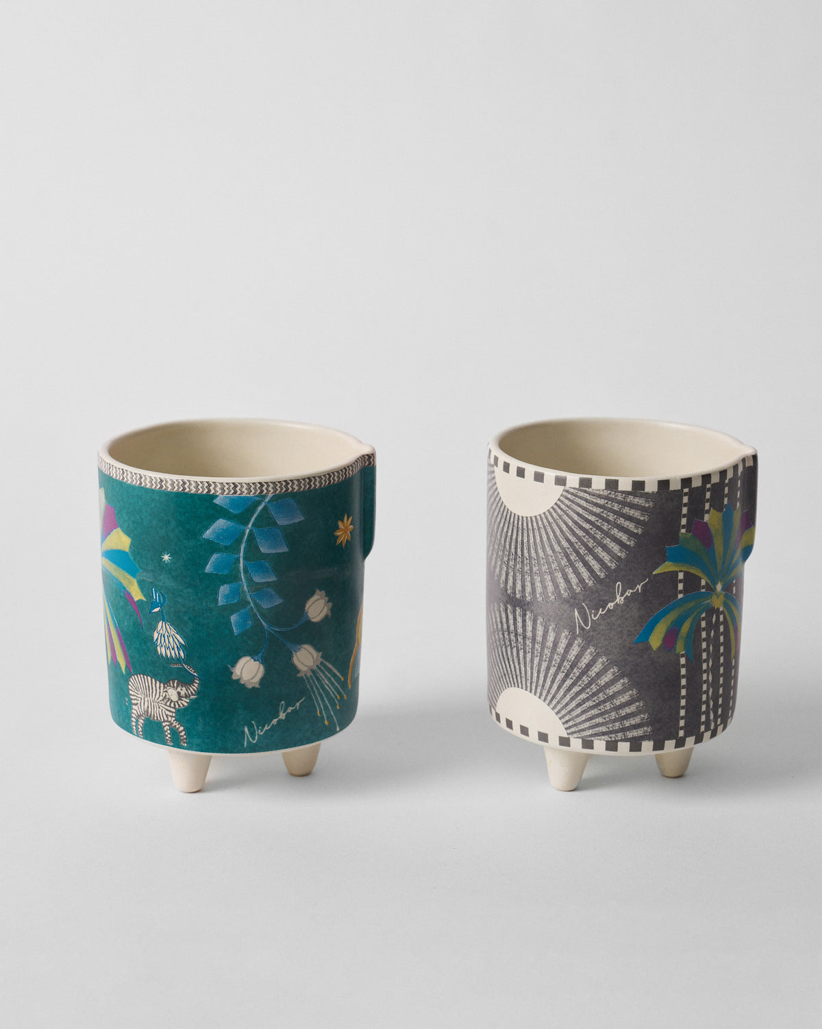 Palm Bloom Planter - Set of 2