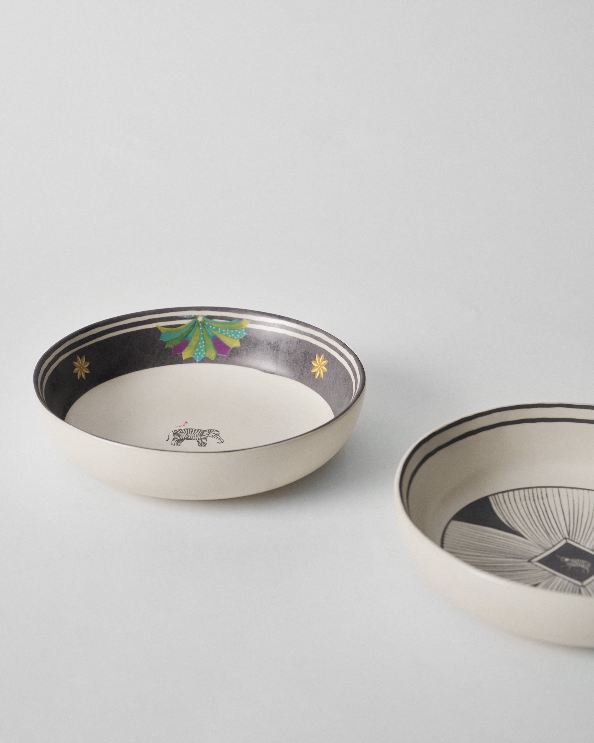 Palm Bloom Shallow Bowl - Set of 2