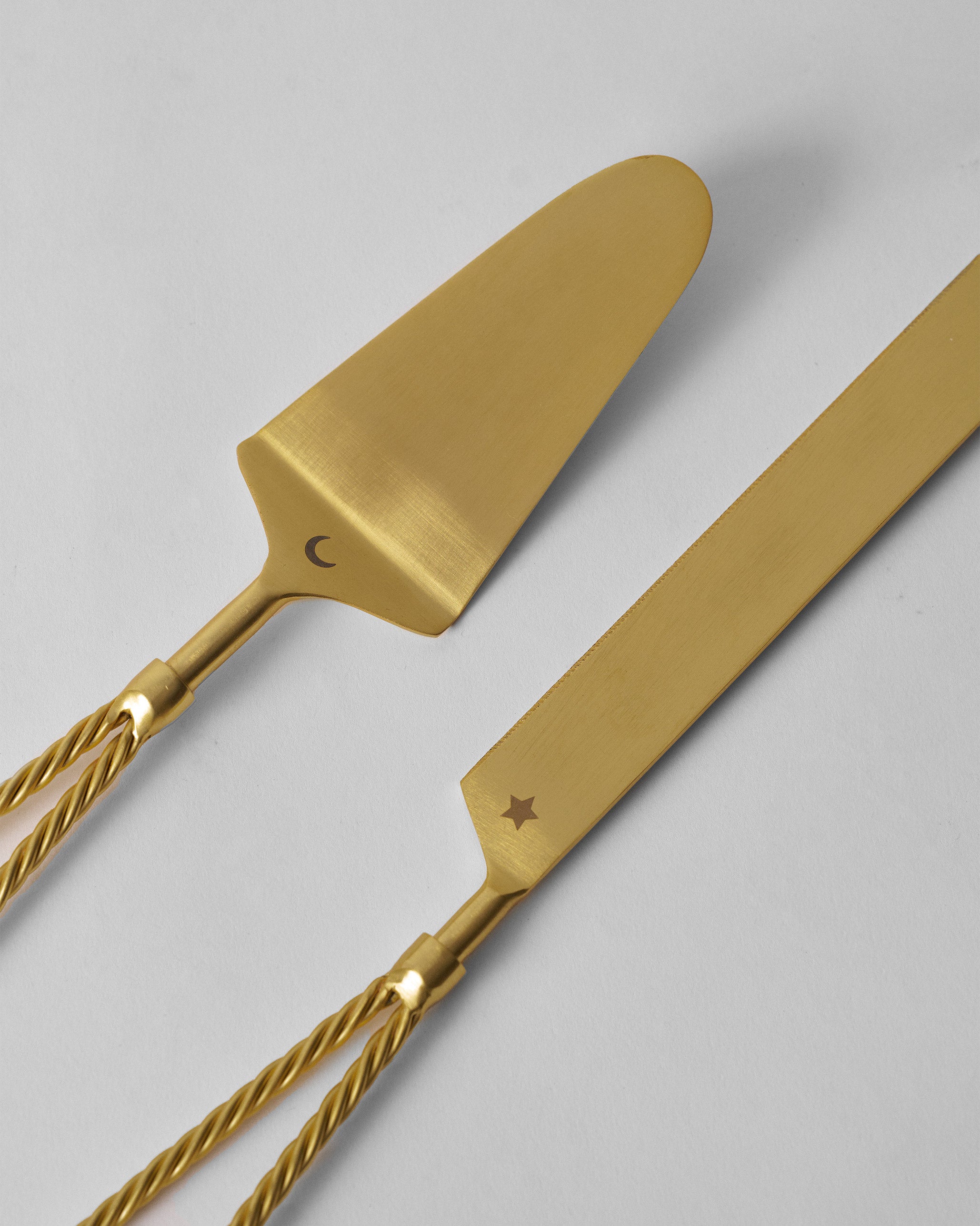 Star & Moon Cake Knive - Set of 2