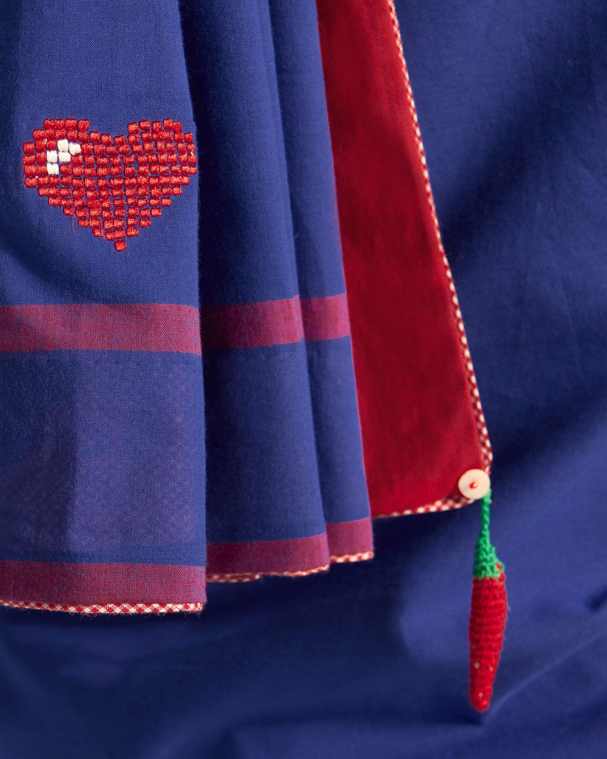 Noor Sari - Navy & Red
