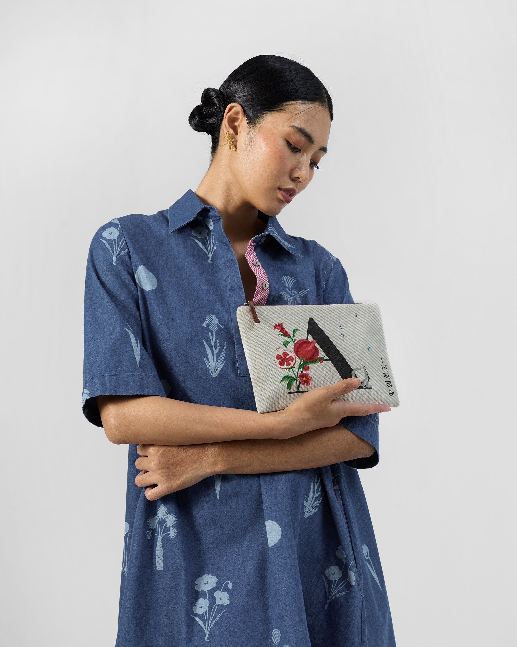 Anaar Pouch - Ivory