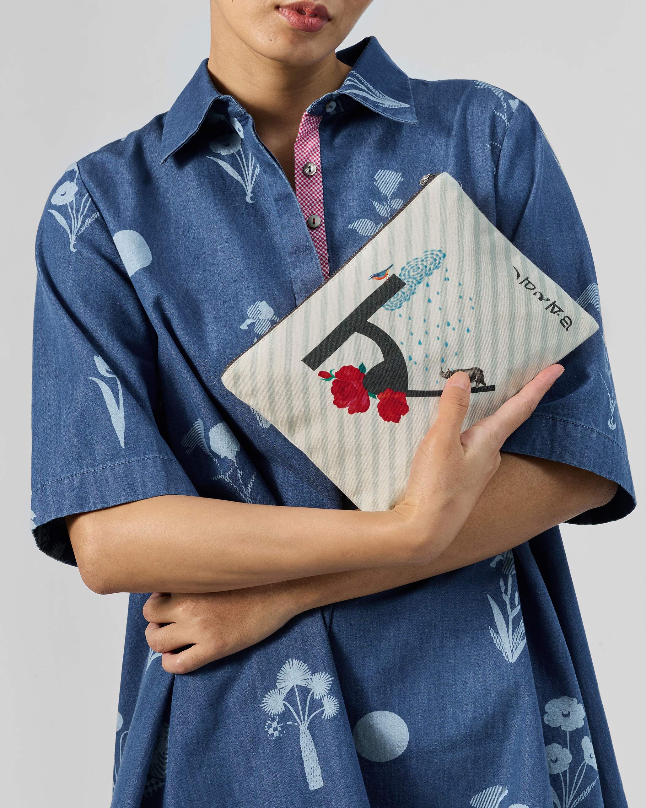 Rimjhim Pouch - Ivory