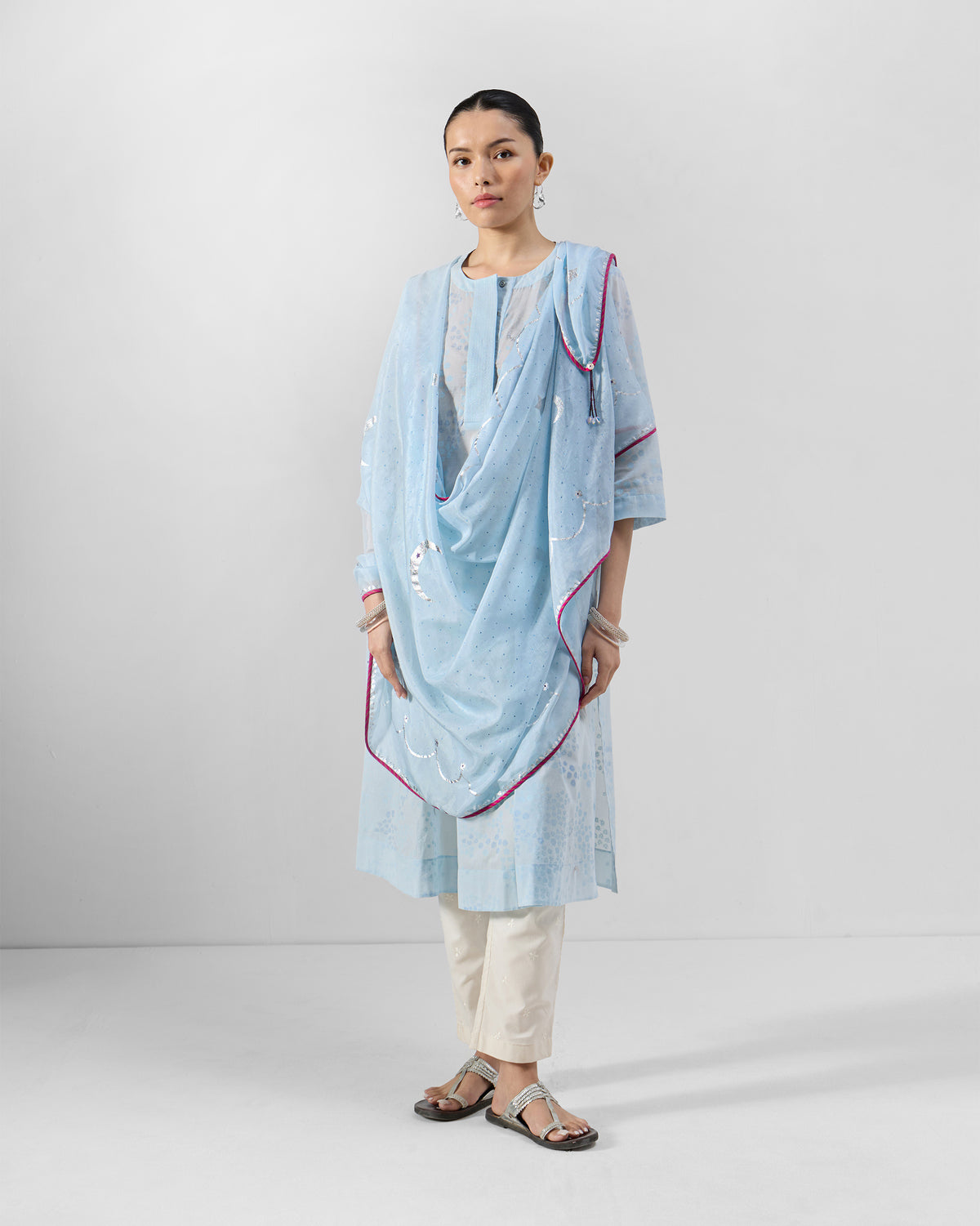 look2_Festive Gatherings