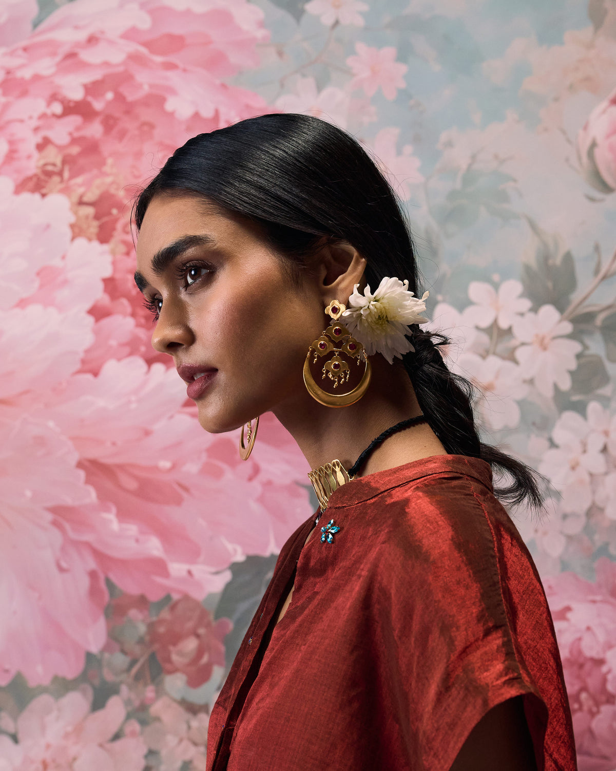 Moon Flower Earrings - Gold