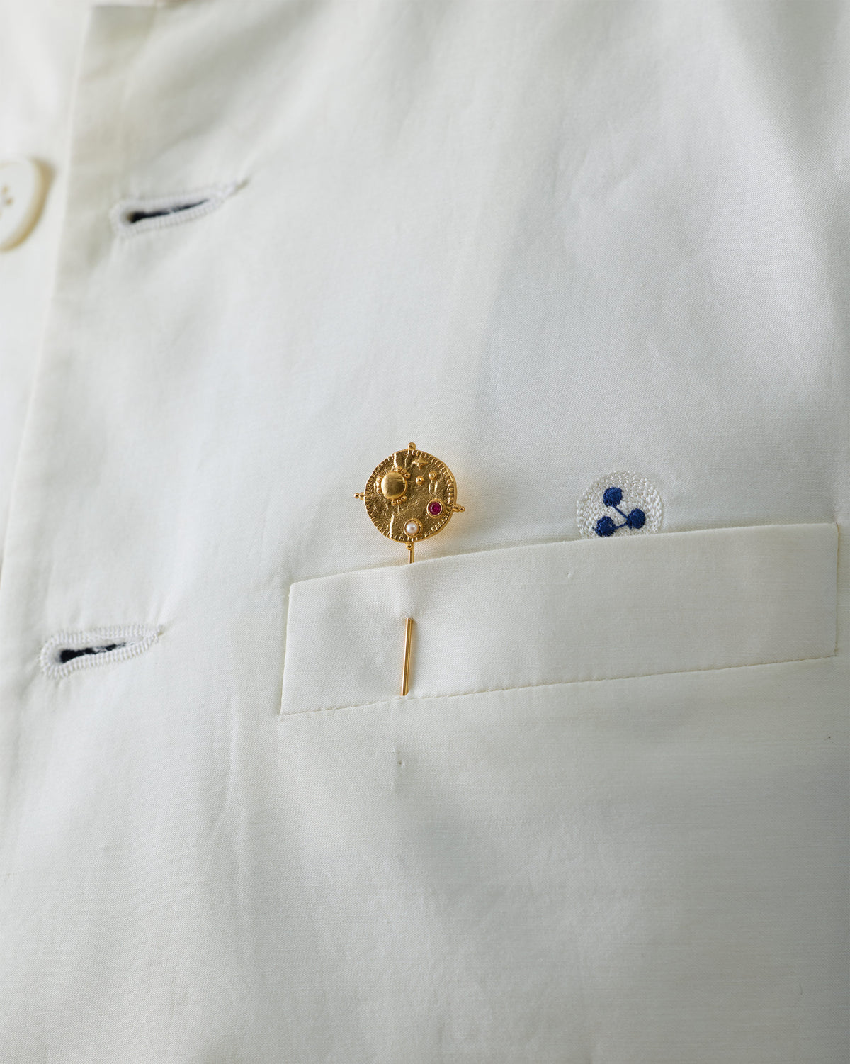 Nebra Lapel Pin - Gold