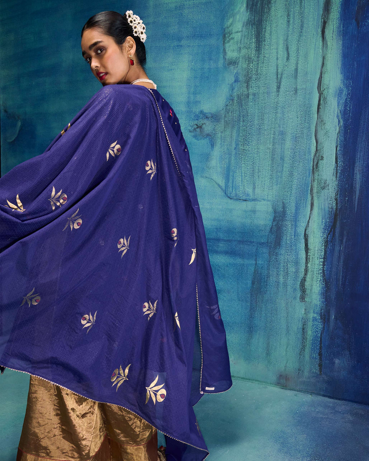 Buzz
Dupatta - Printed Cotton Silk