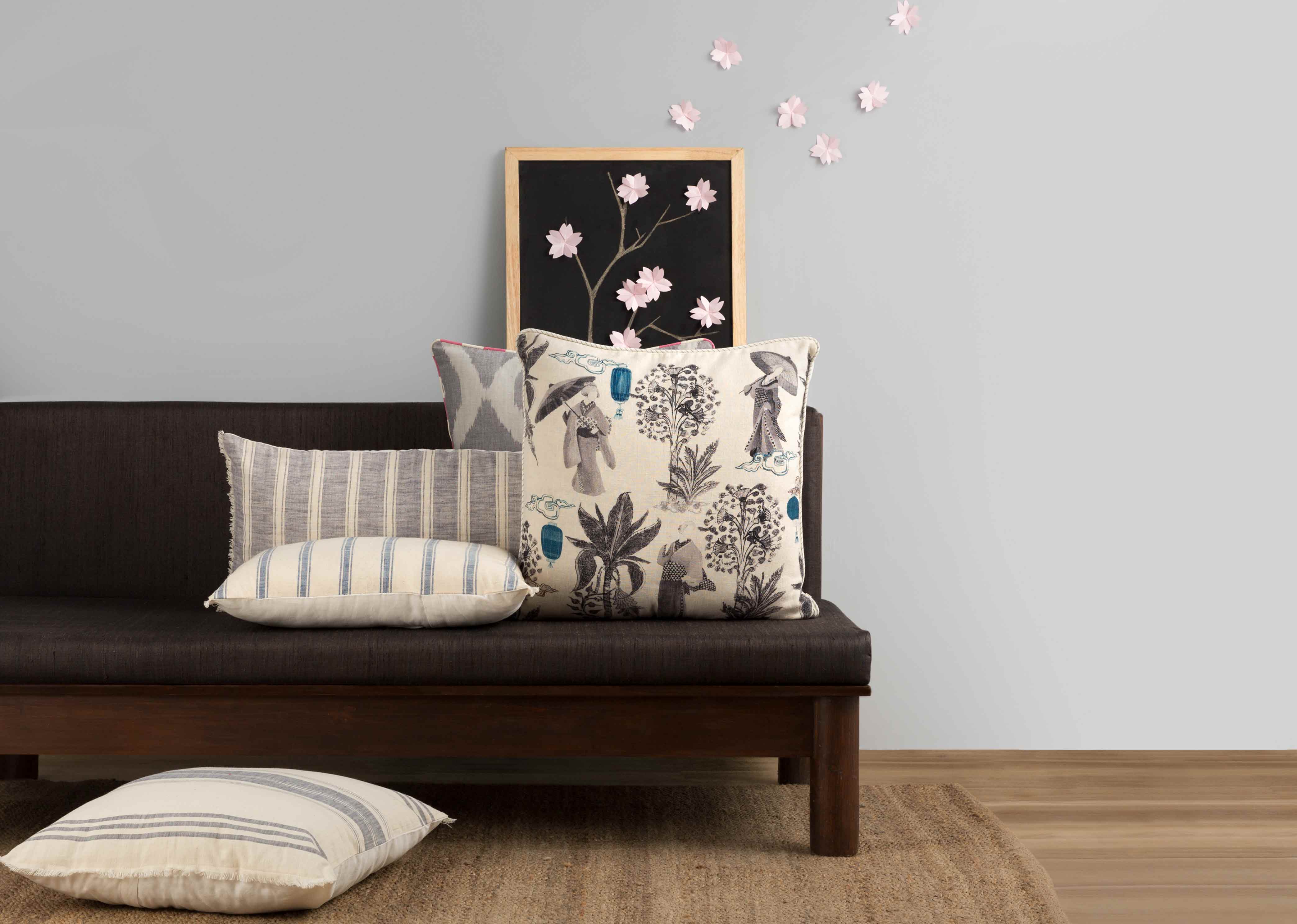 Misaki Garden Cushion Cover