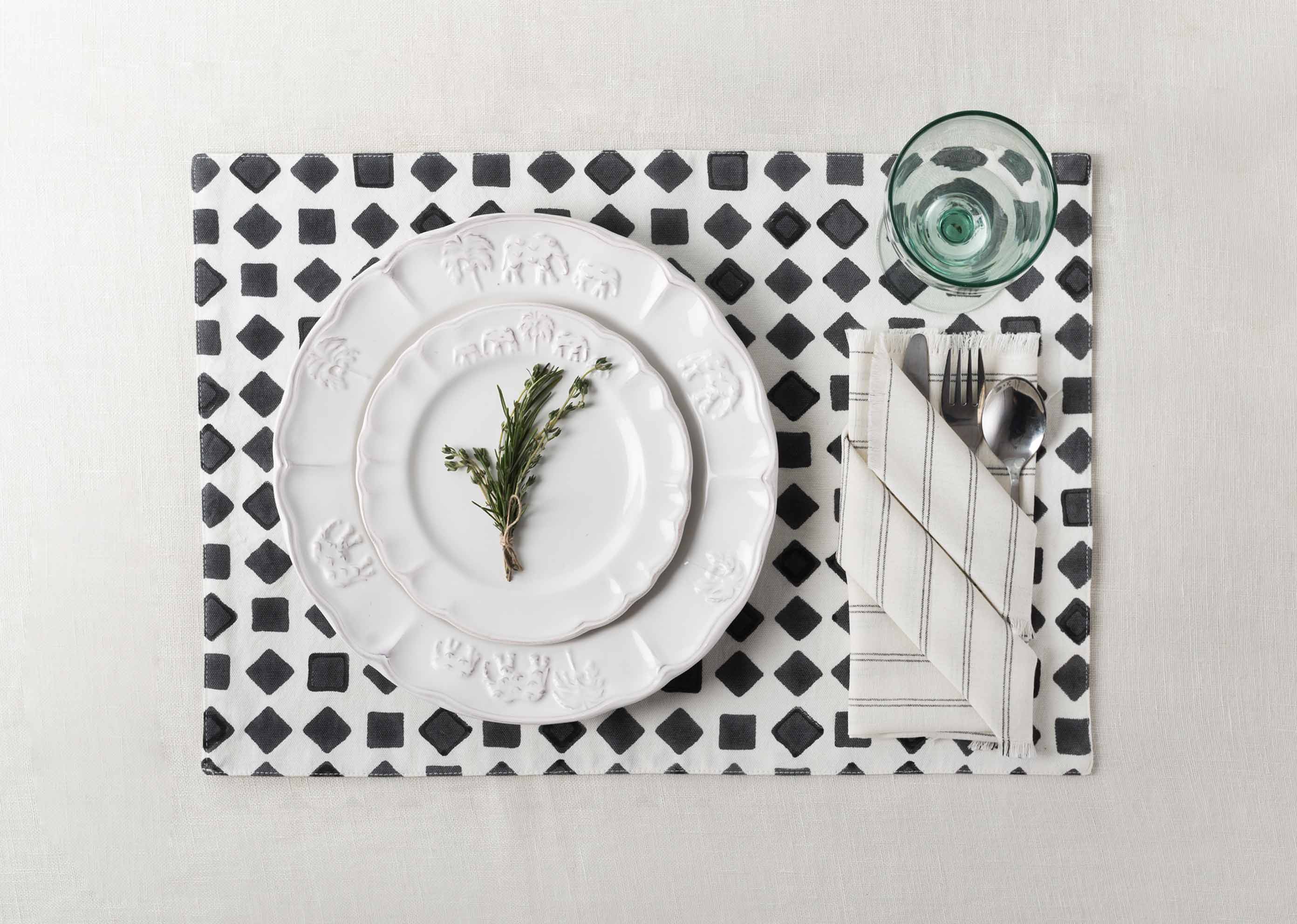 Daburu Stripe Dinner Napkins (Set of 6) - White