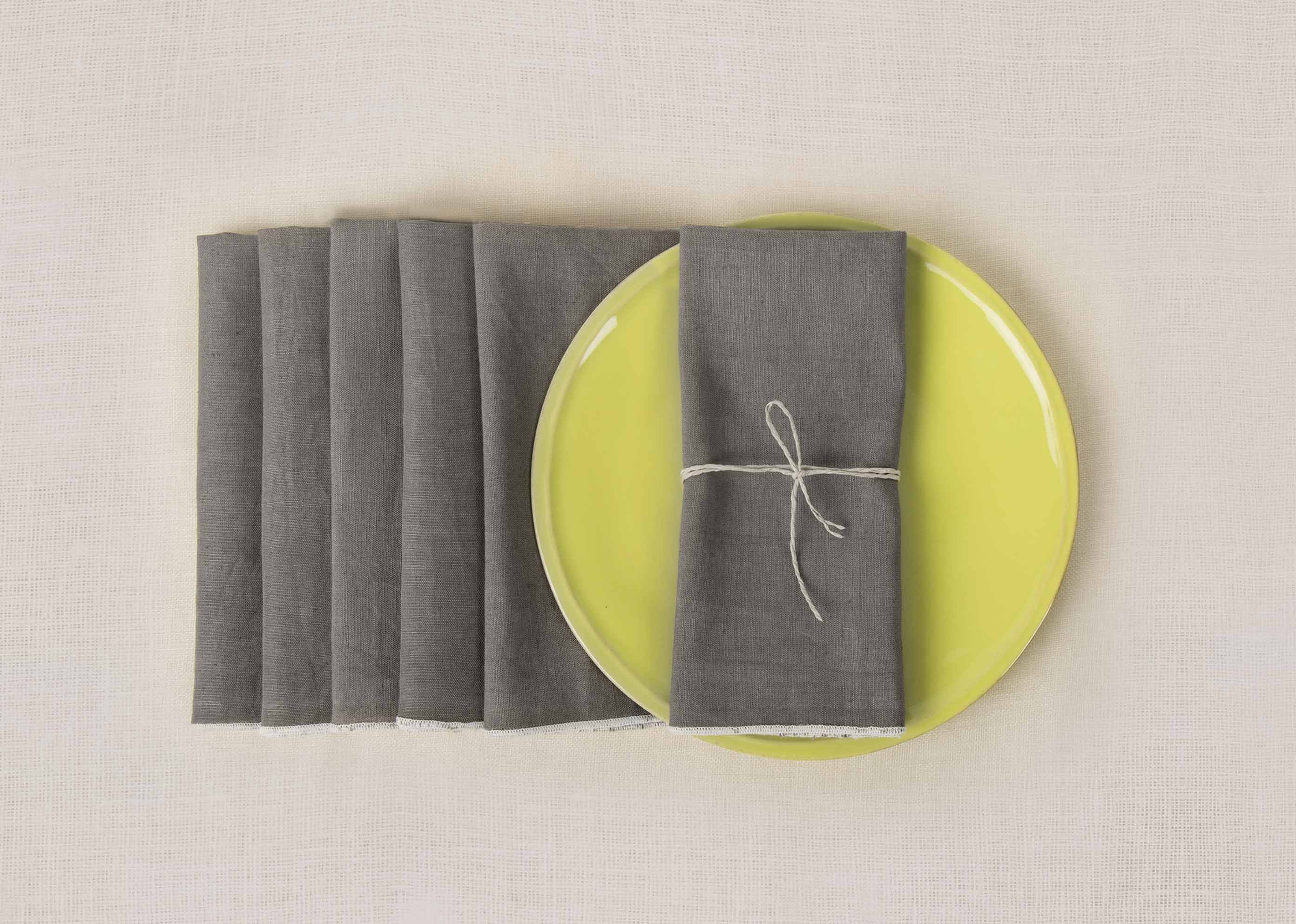 Verandah Dinner Napkins (Set of 6) - Charcoal & Ivory