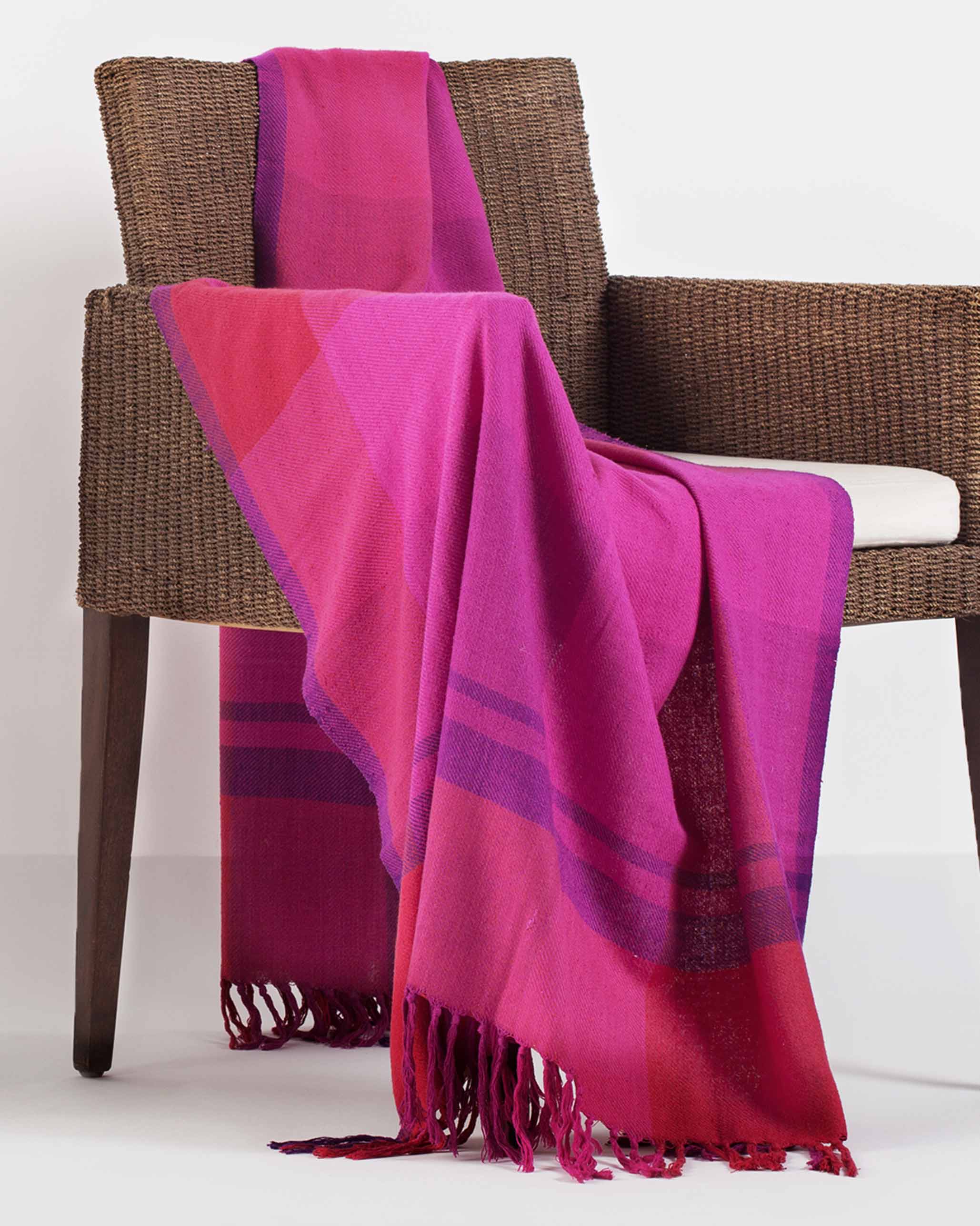 Tangier Handloom Throw - Fuchsia