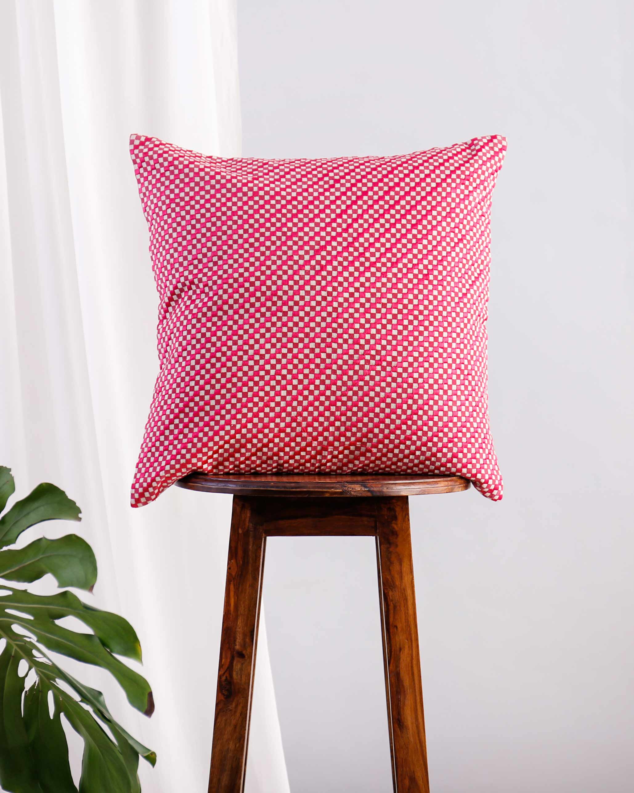 Verandah Lattice Cushion Cover - Fuchsia