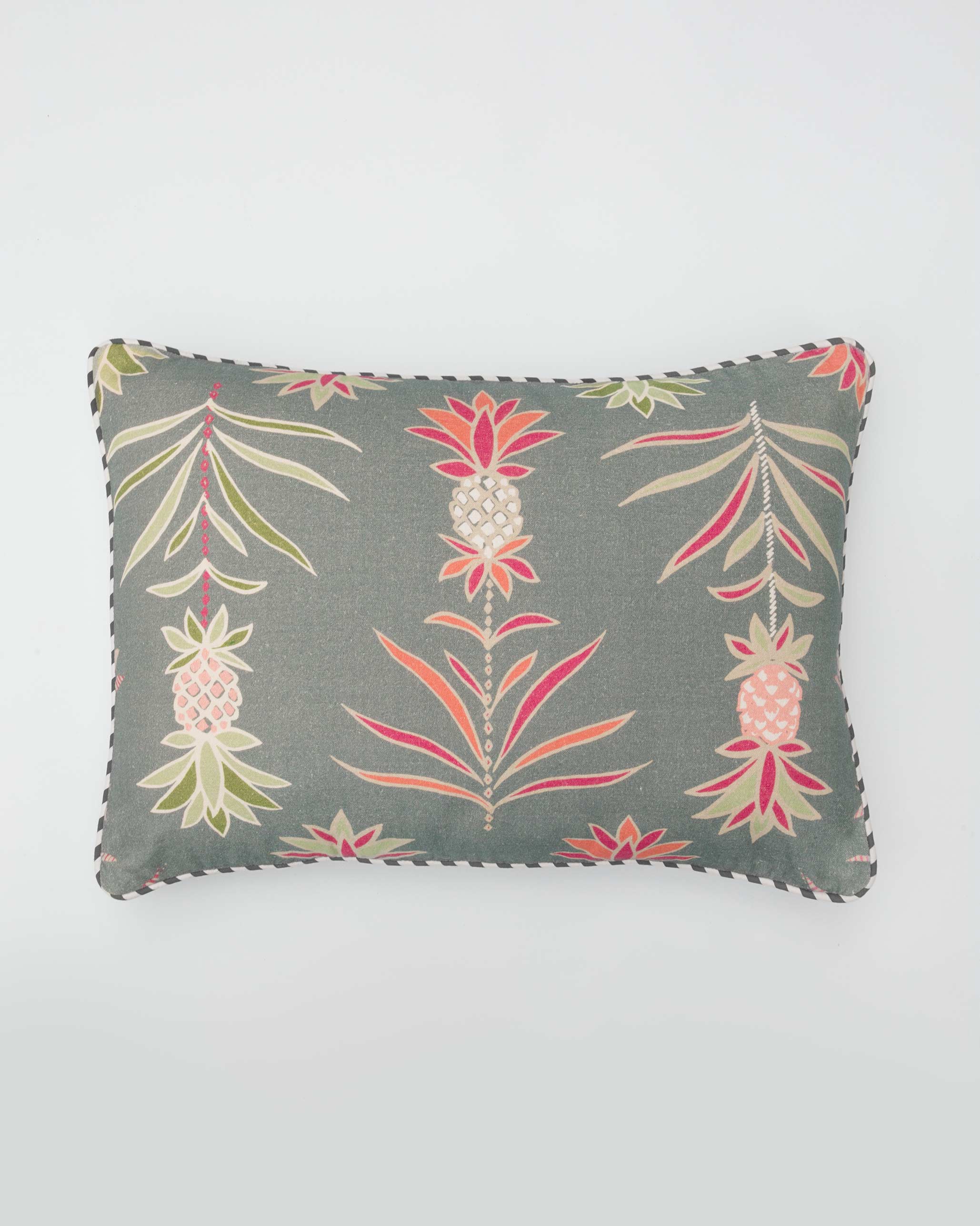 Nilaveli Ananas Cushion Cover