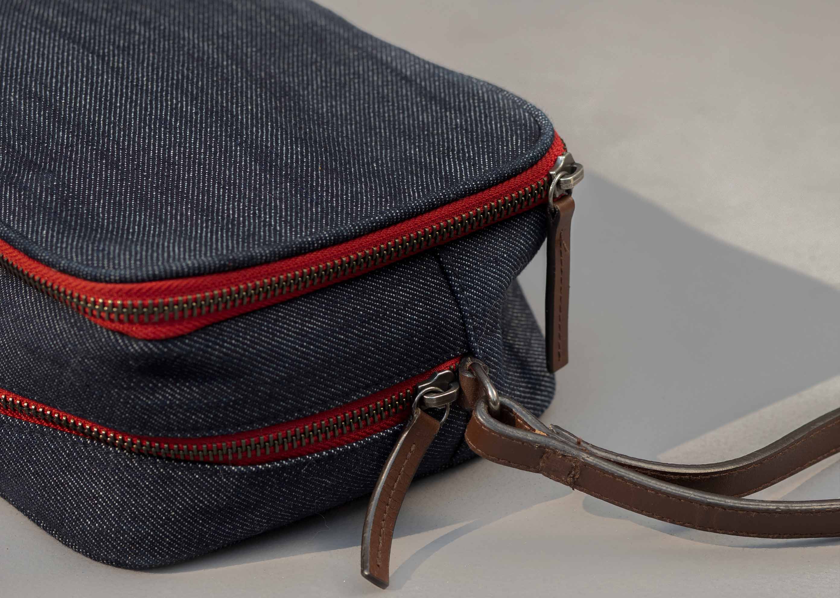 Oasis Toilet Case - Denim