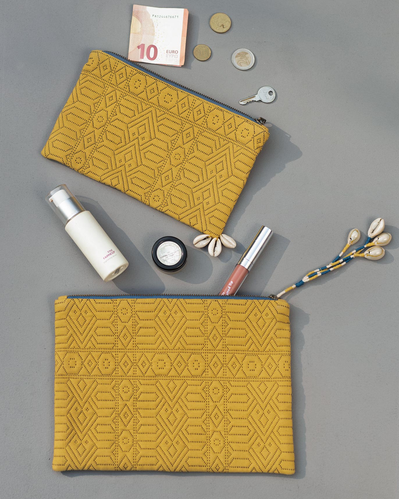 Midi Jacquard Pouch - Yellow