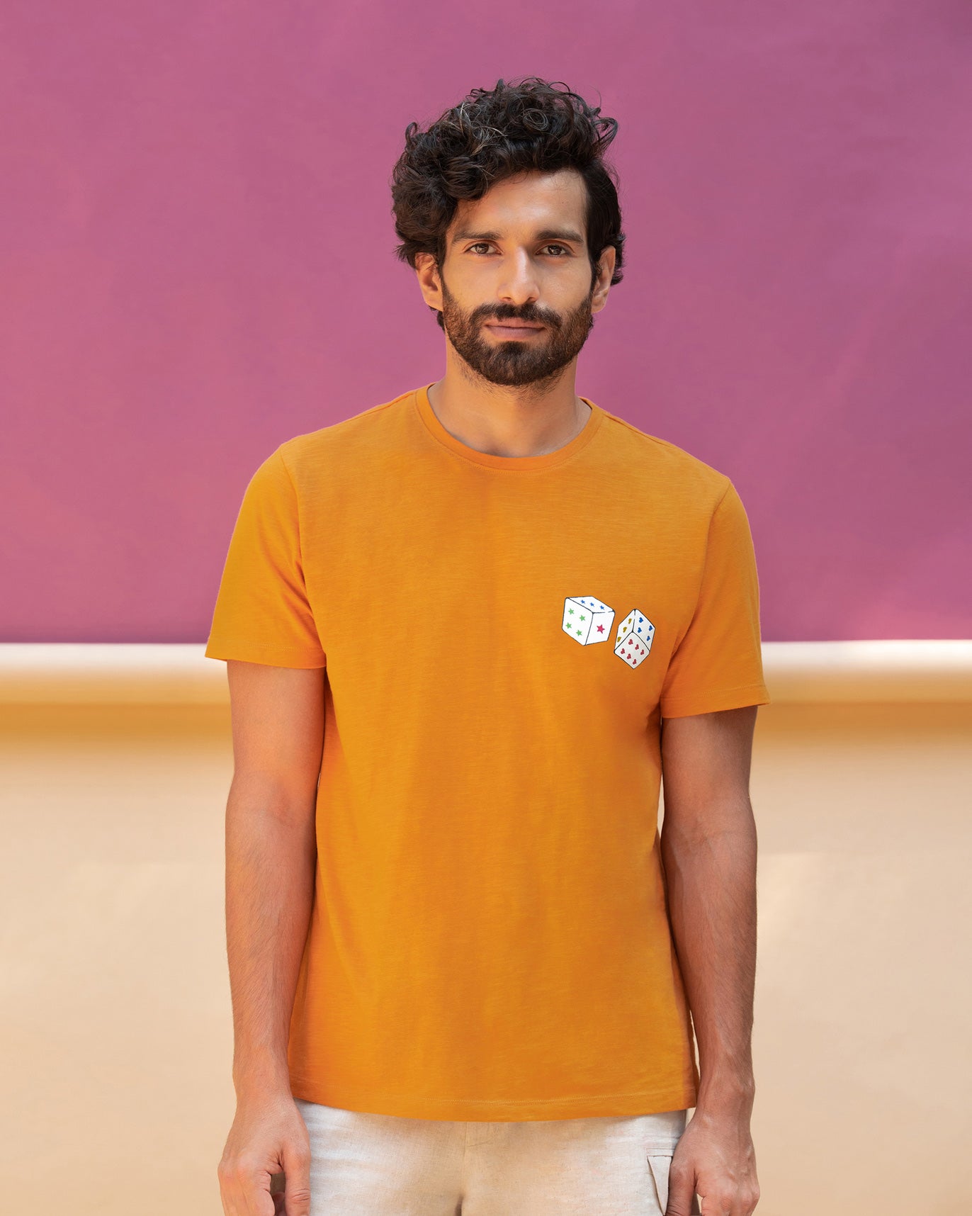 Roll The Dice T-shirt - Sandstone