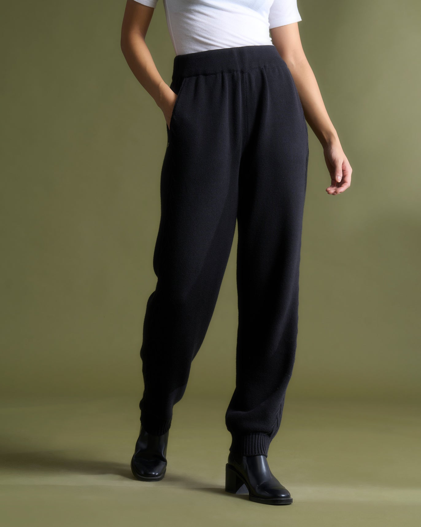 Pull-on Pants - Black