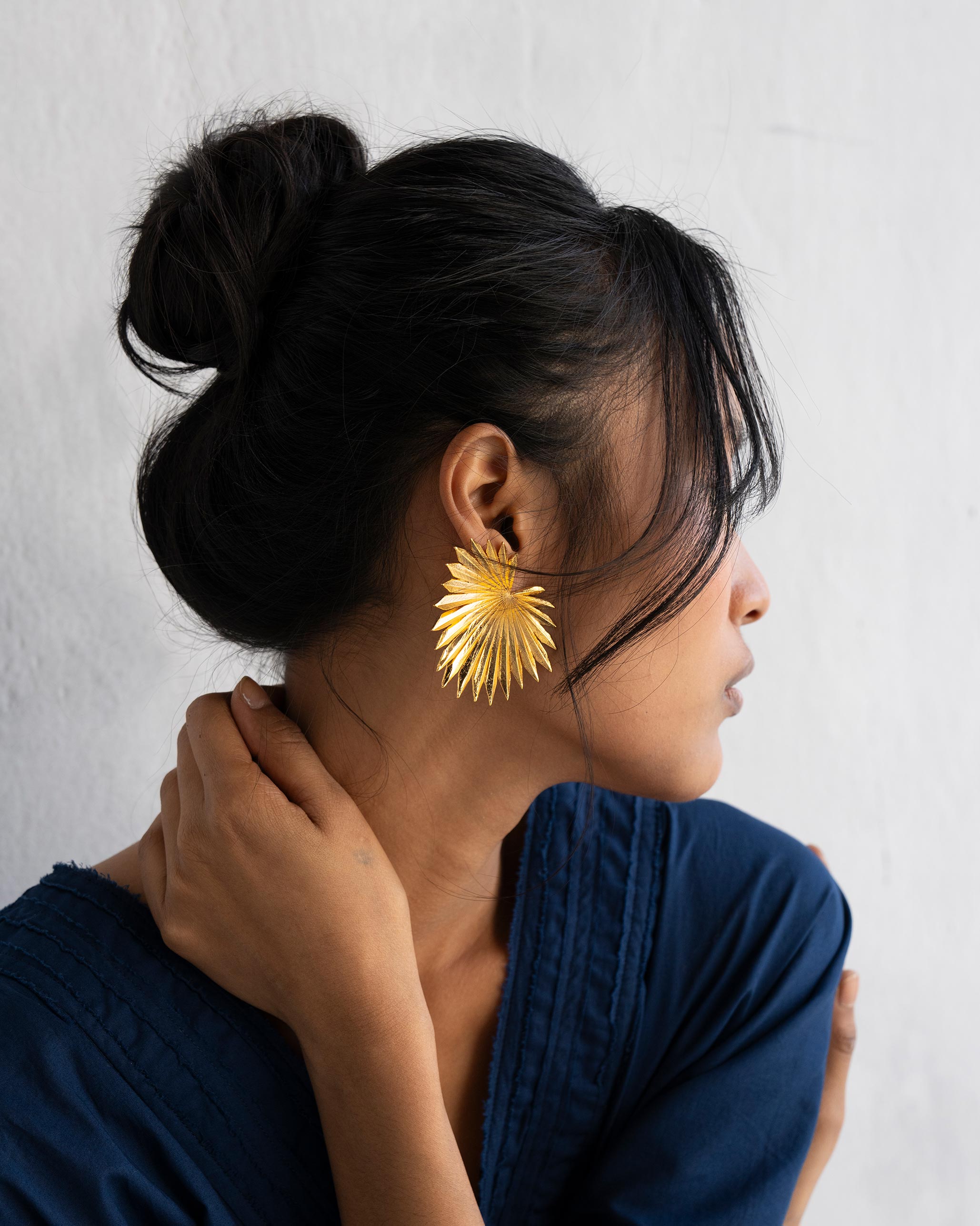 Palm Leaf Earrings - Gold