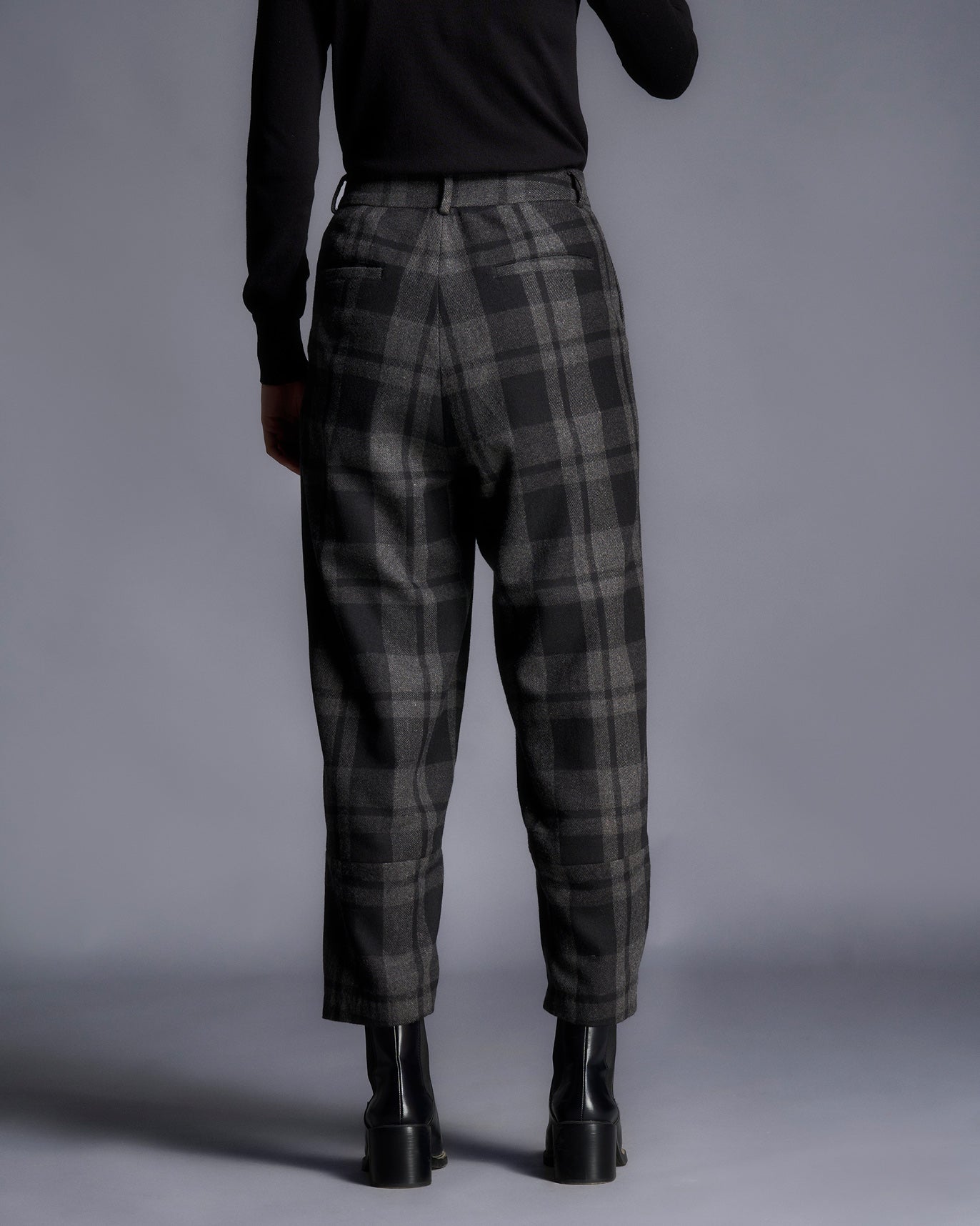 Tapered Trouser - Black & Grey