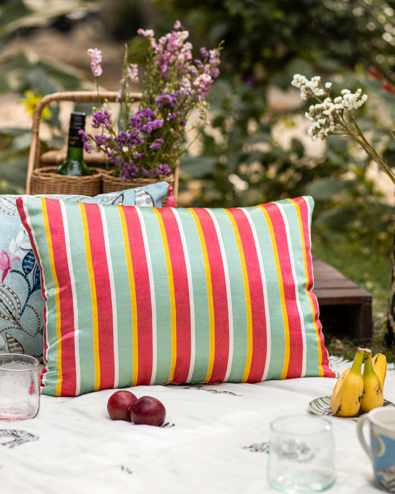 Delta Cushion Cover