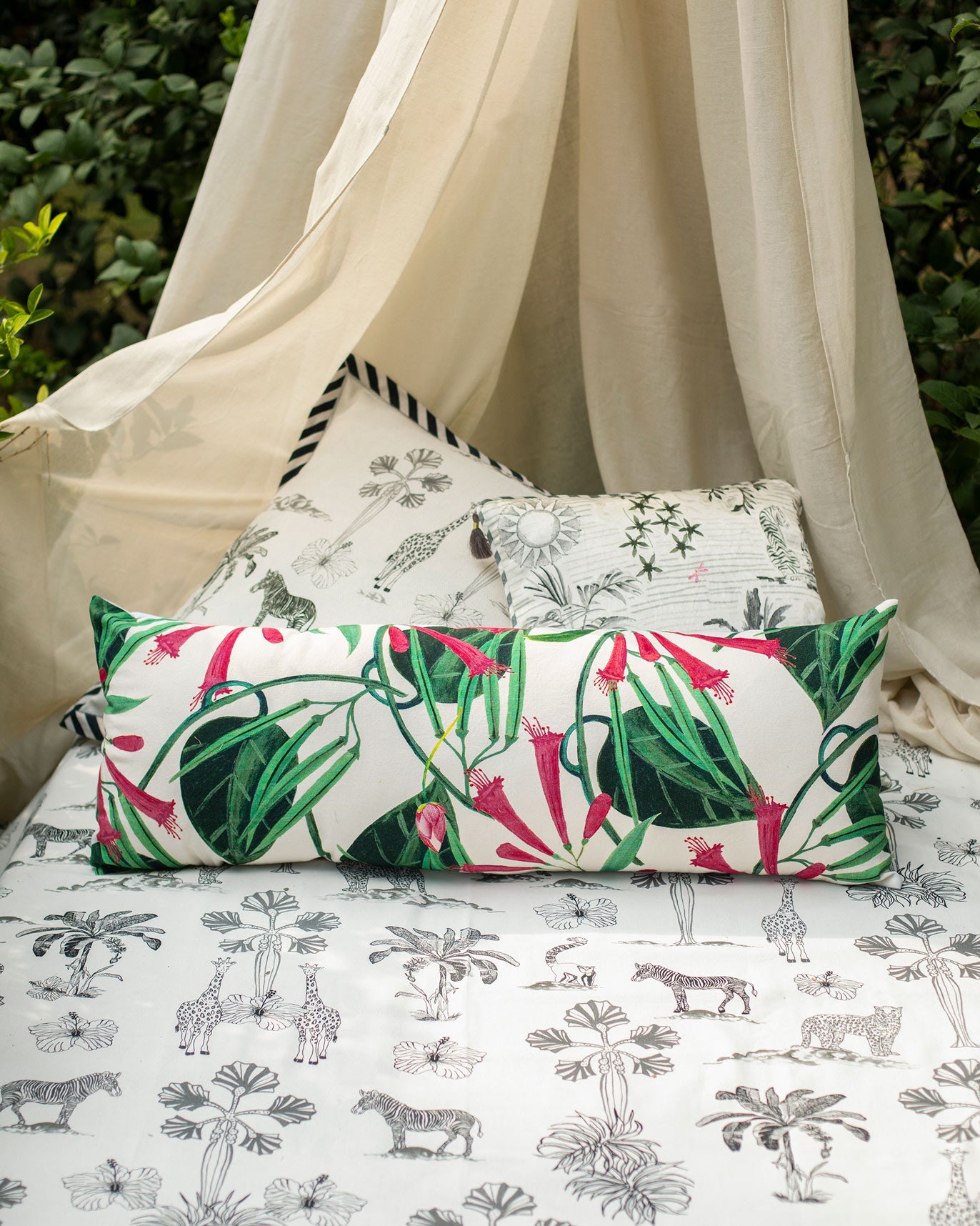 Sago Lumbar Cushion Cover