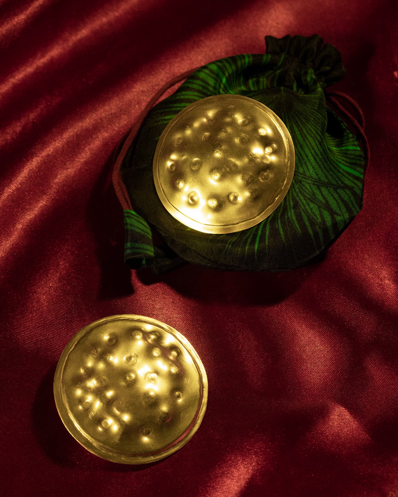 Placa Earrings - Gold