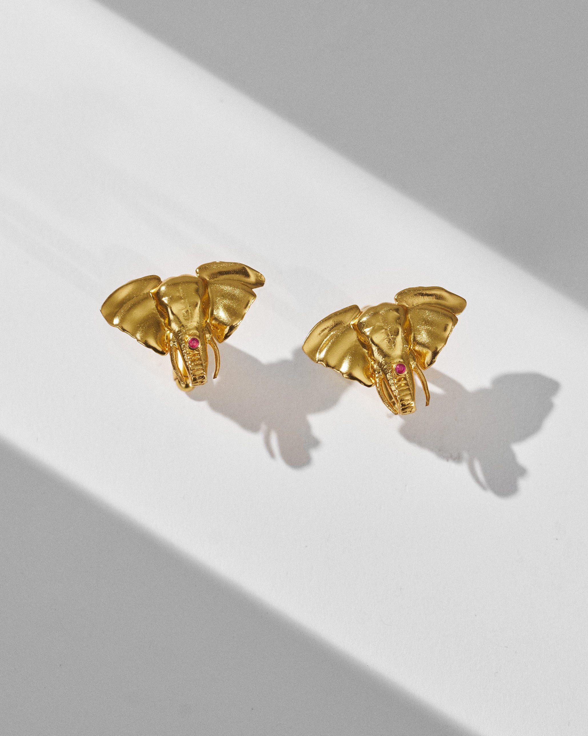 Haathi Cufflinks - Gold