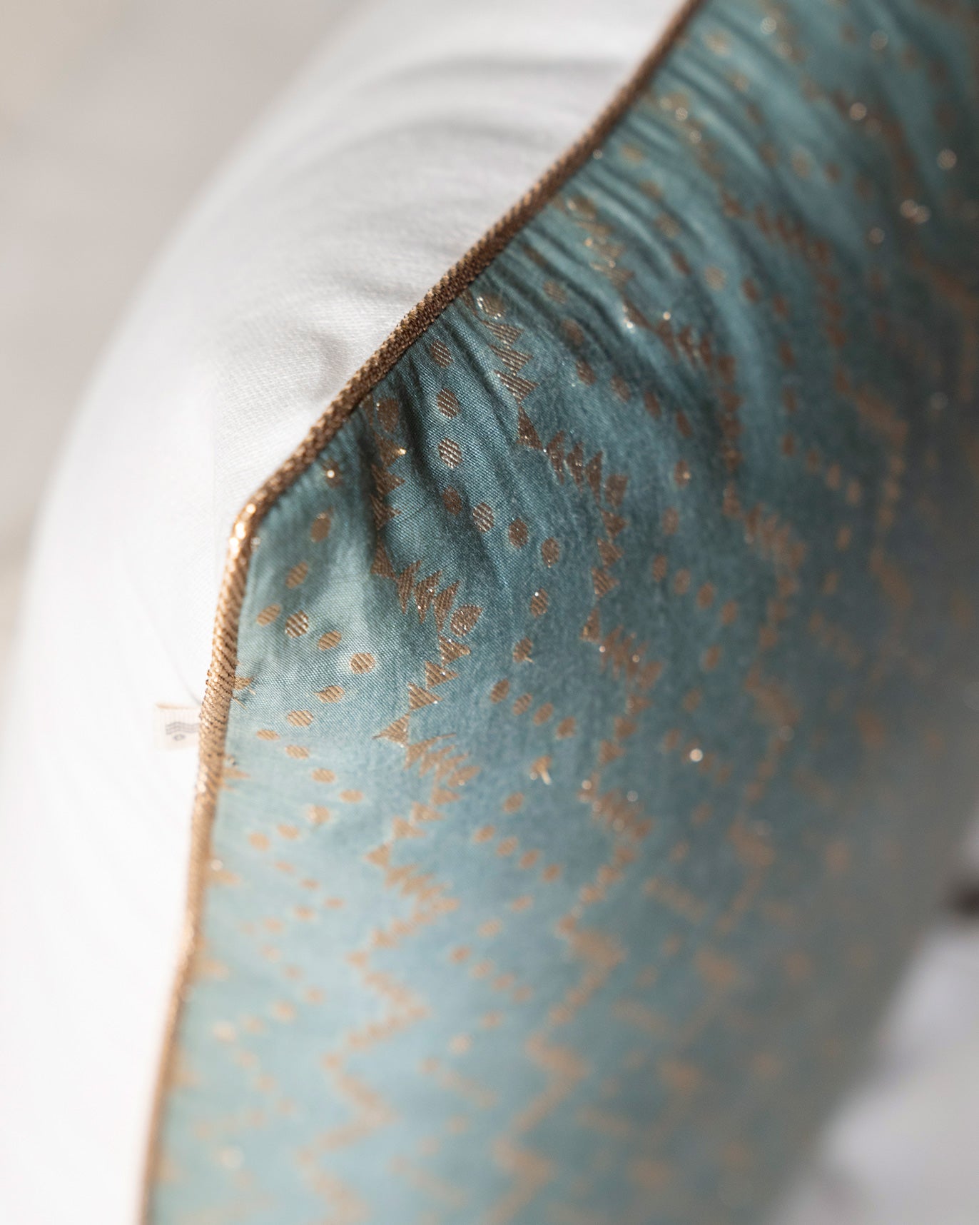 Aurous Deco Cushion Cover