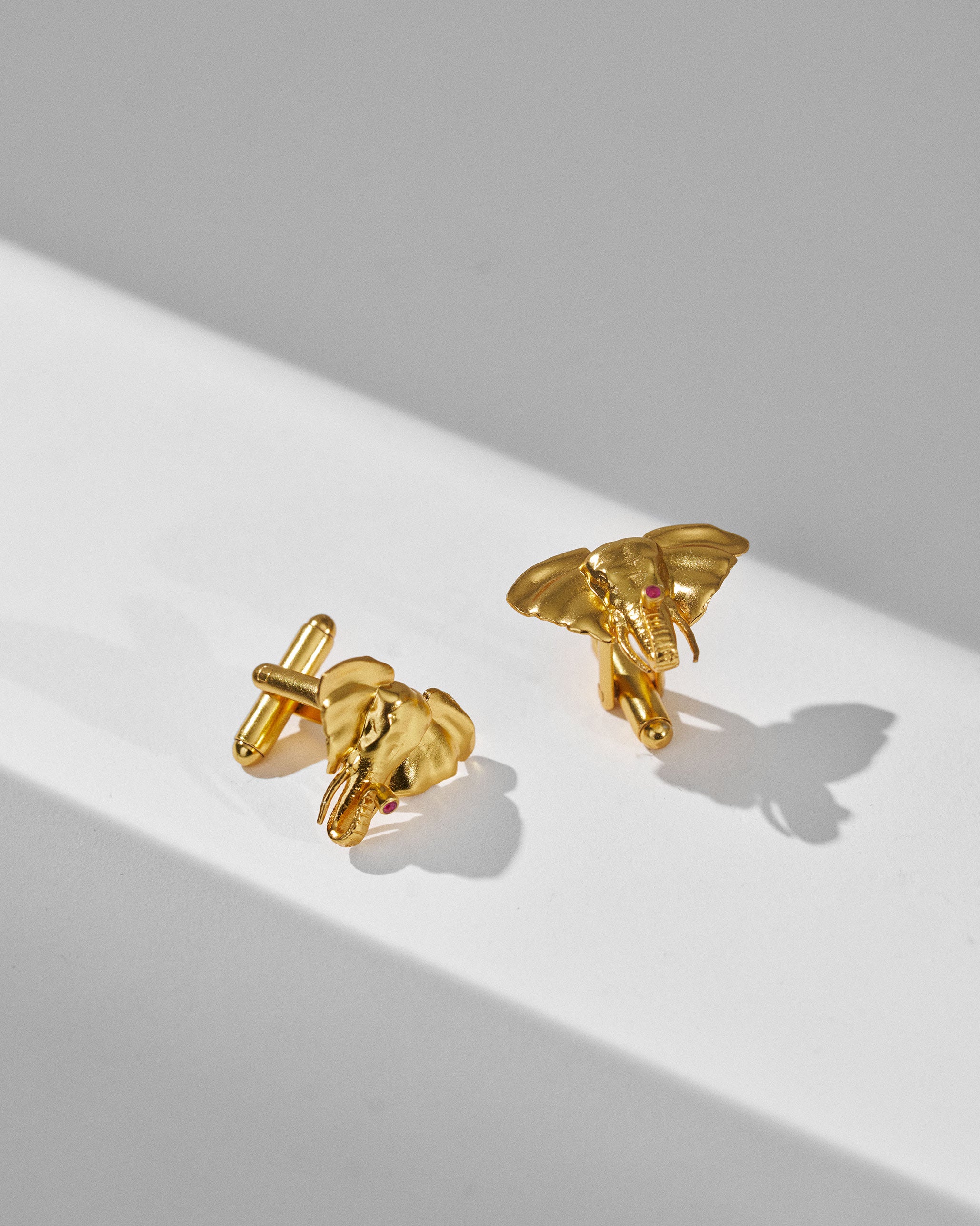 Haathi Cufflinks - Gold