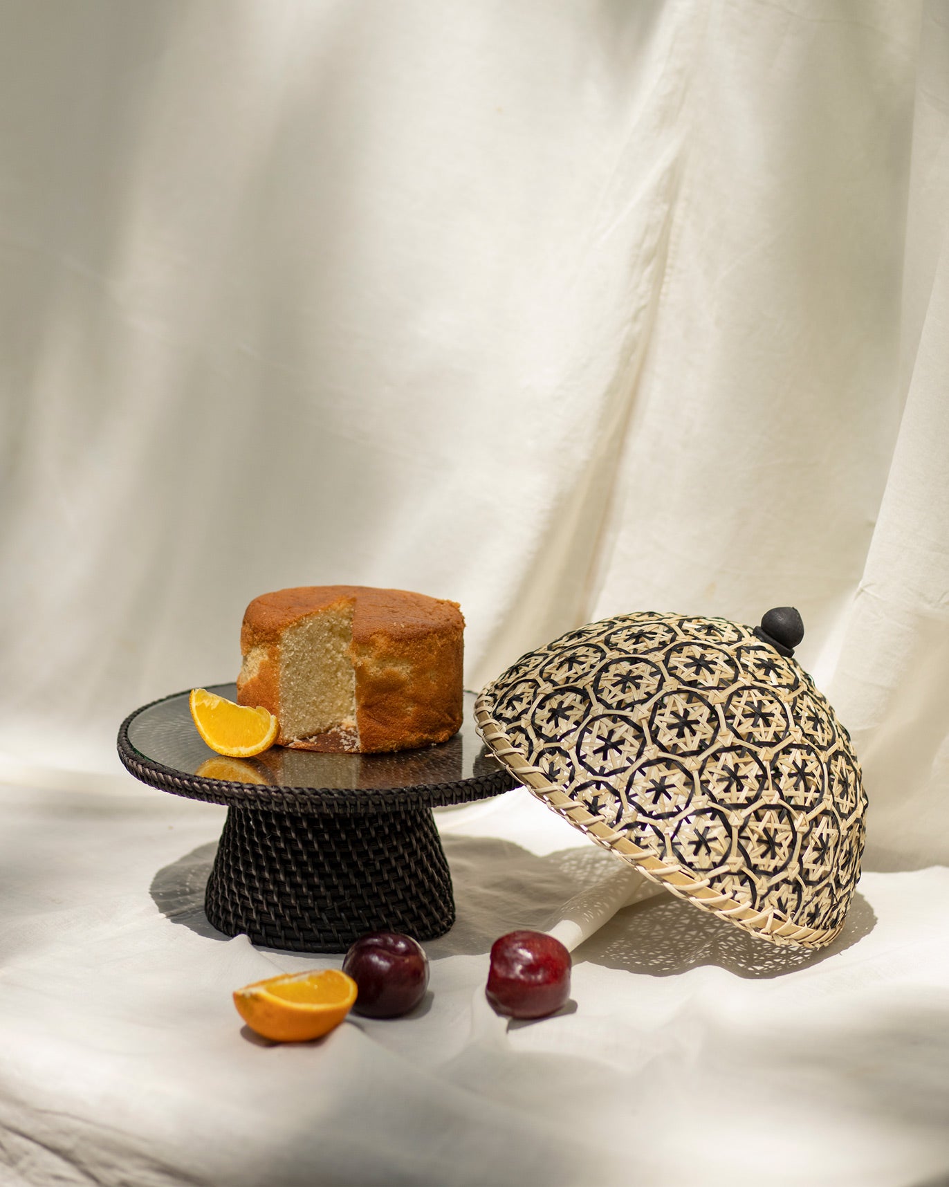 Jharna Cake Stand & Dome