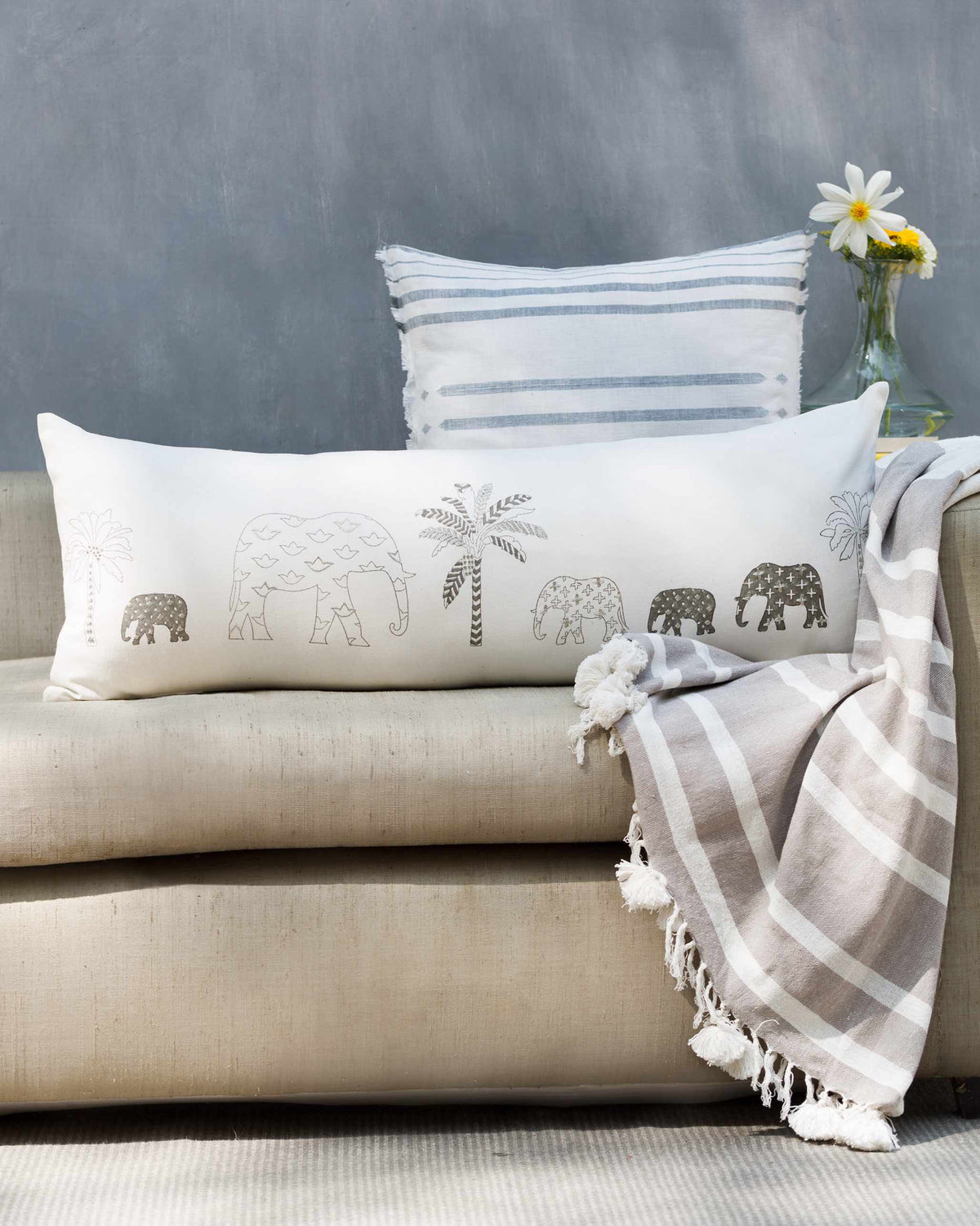 Ele Palm Pillow Cover
