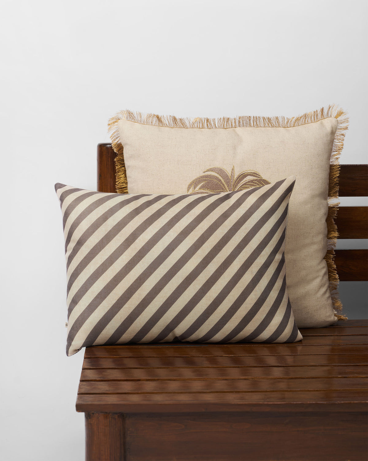 Reesha Cushion Cover