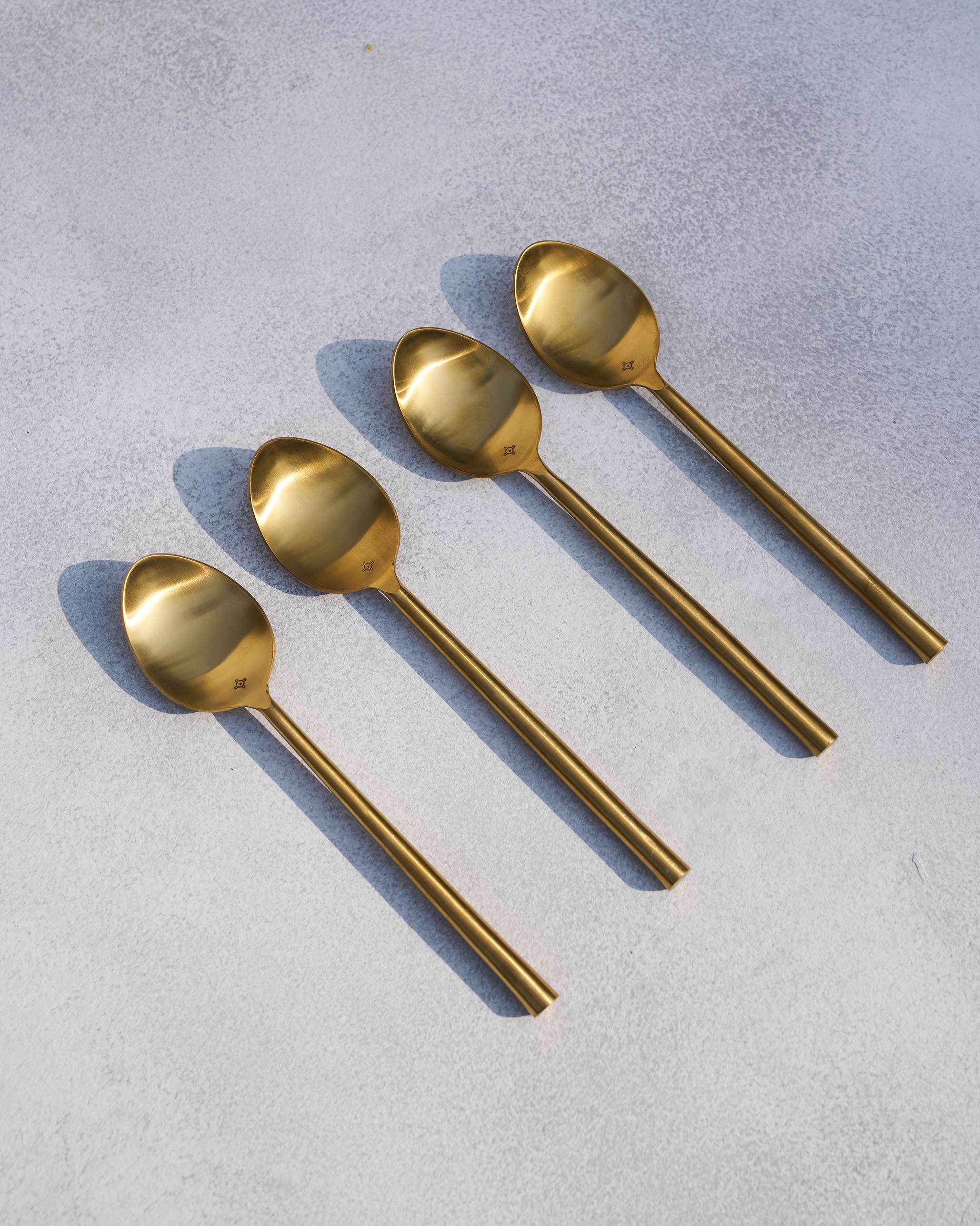 Brass Ele Dinner Set