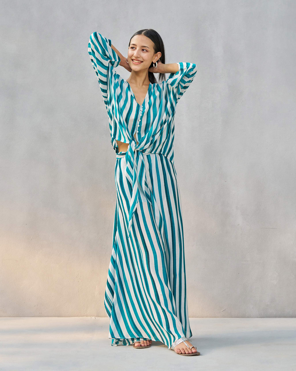 Front Knot Top - Teal & White Tssxnb