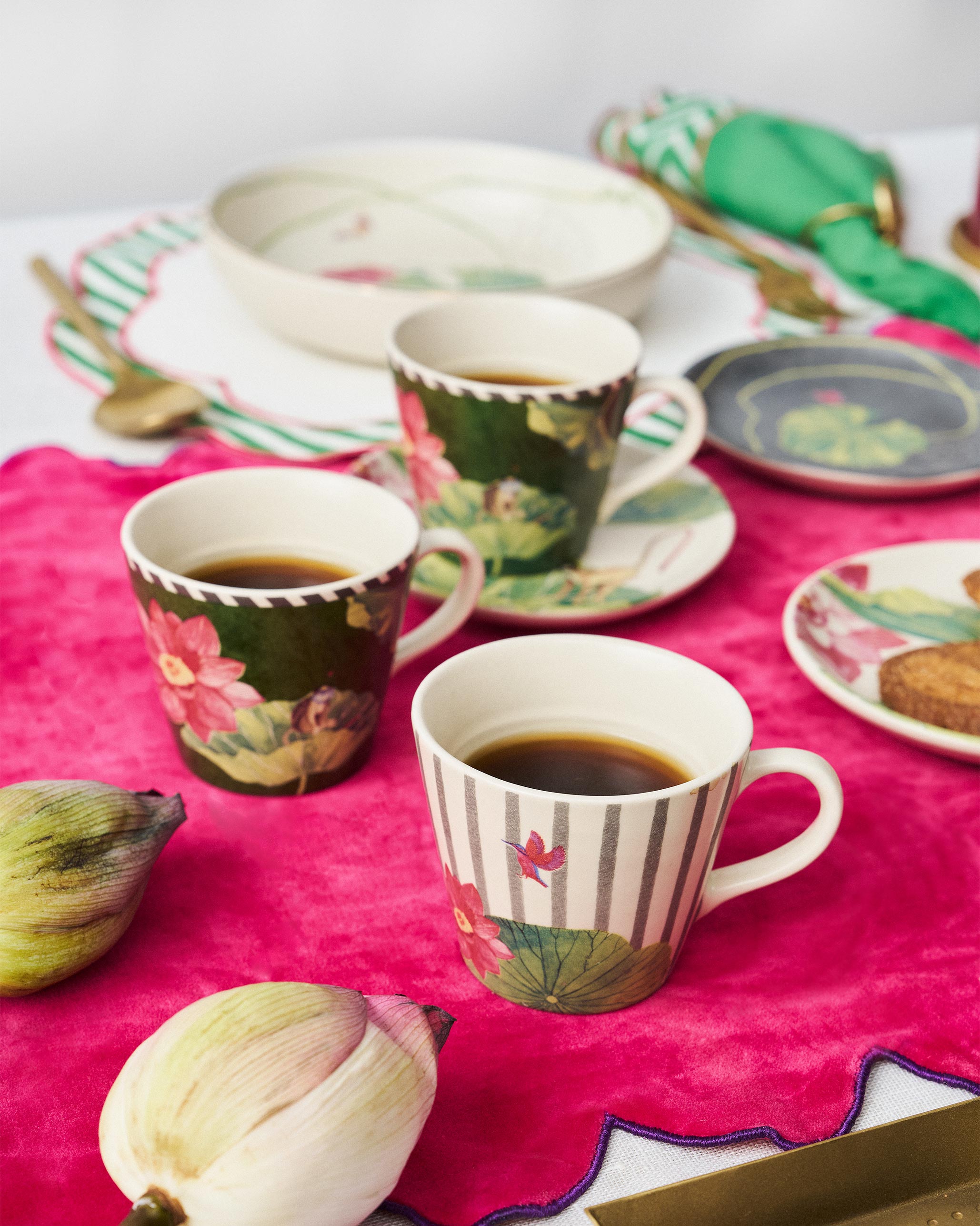 The Floating Lotus Set