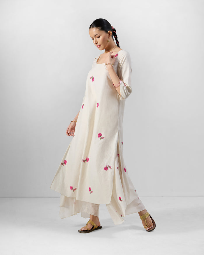 Amrai Kurta Set