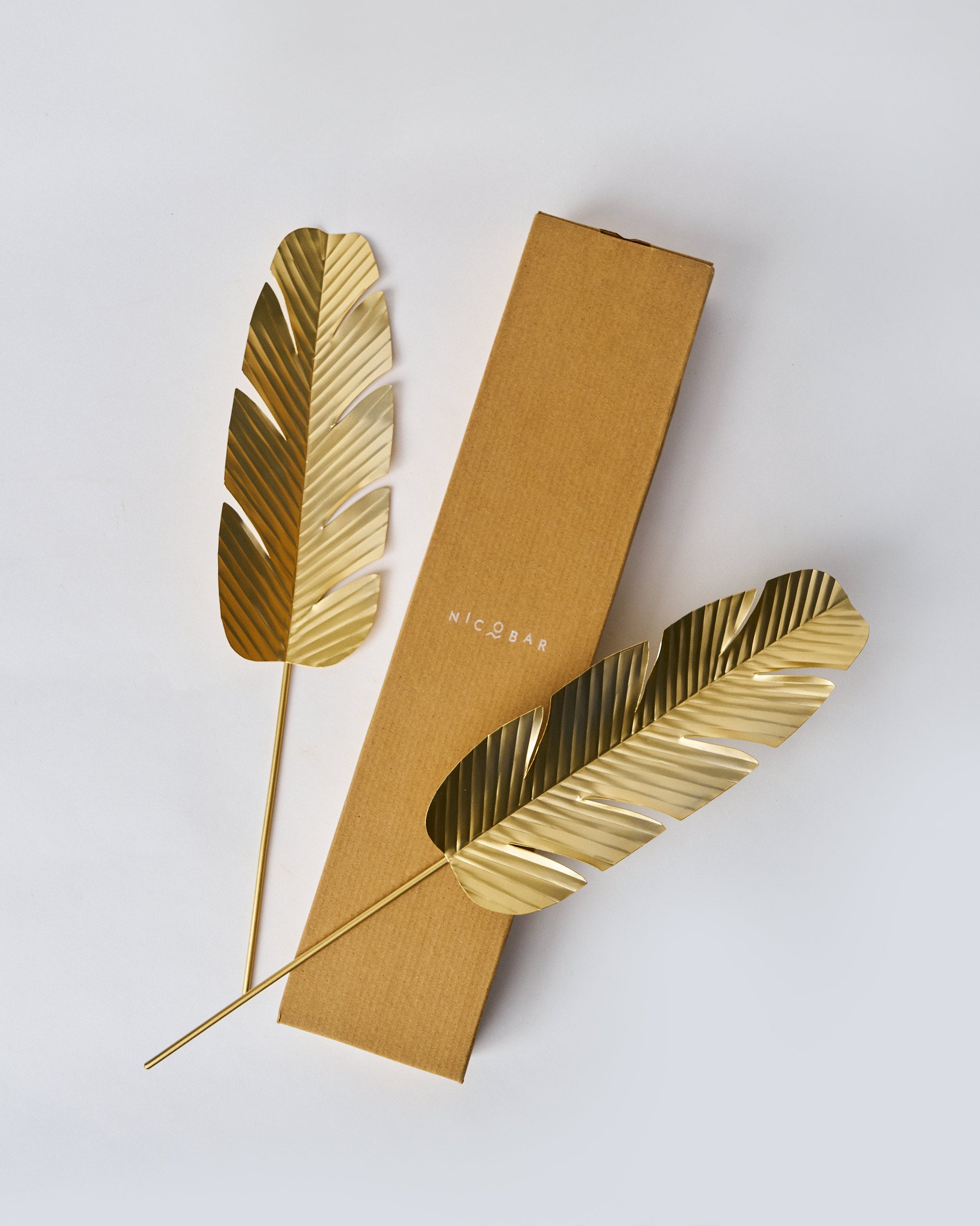 Banana Leaf Home Accent (Set of 2)
