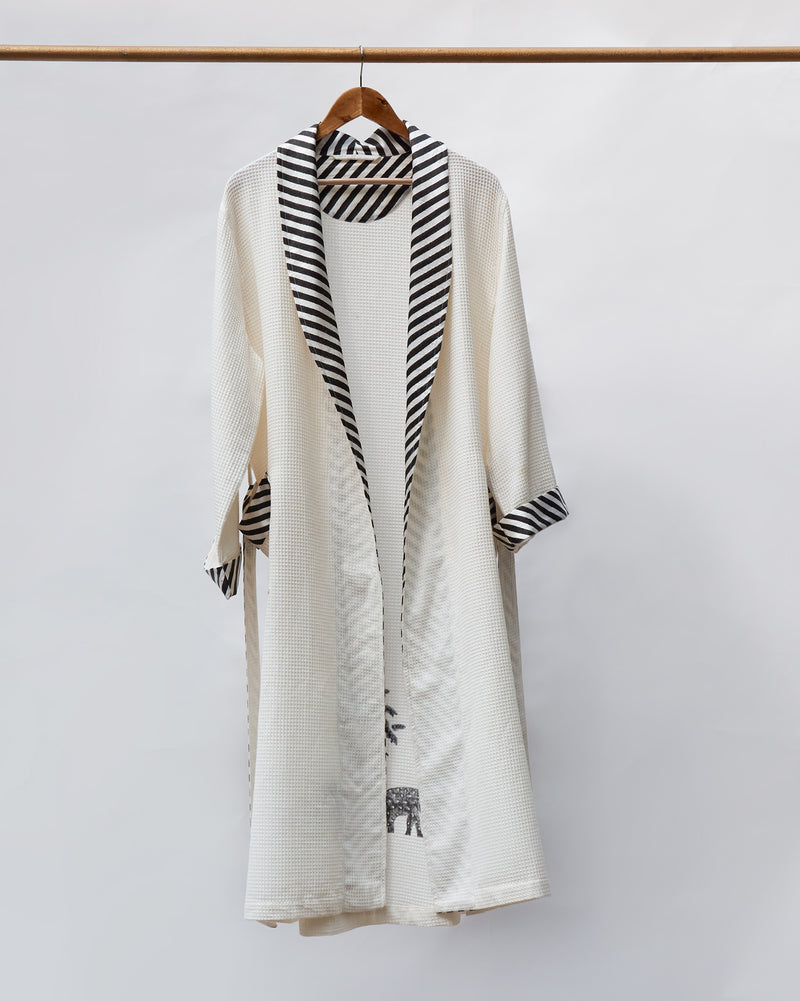 Palm Changing Robe Ele Palm Dressing Robe – Nicobar