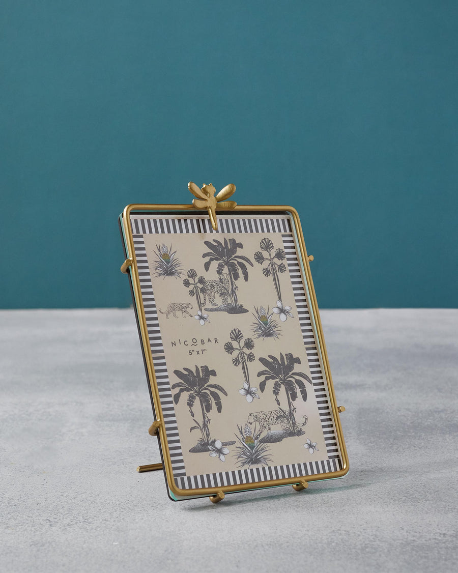 The Nizara Photo Frame at an angle.