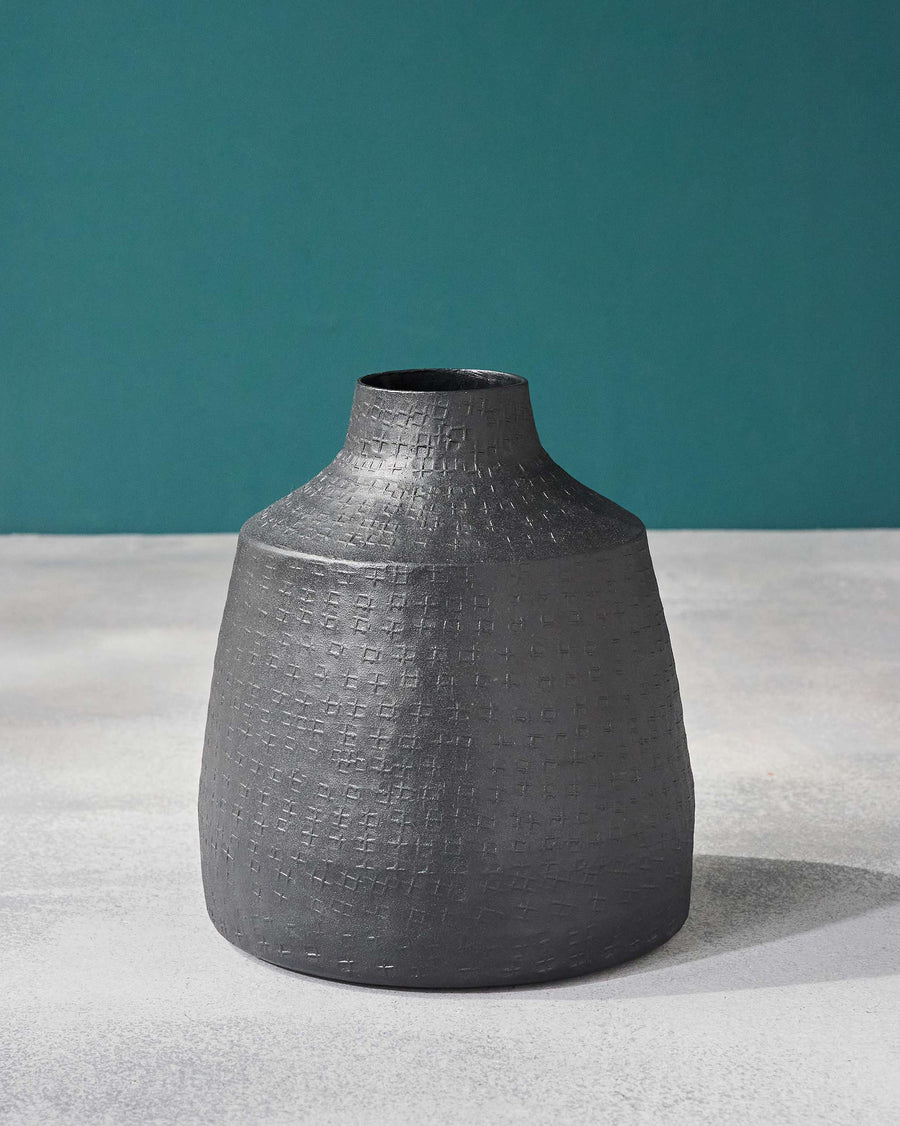 The Dhaara Vase.