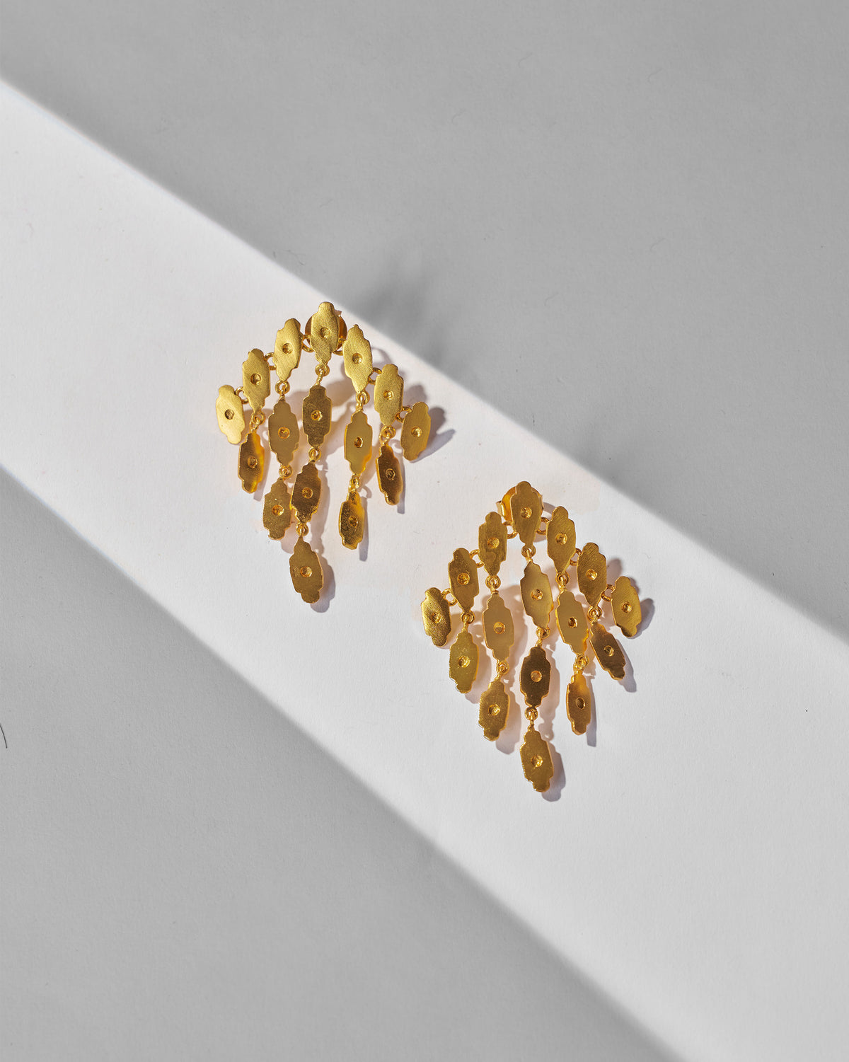 Zedi Drop Earrings - Gold