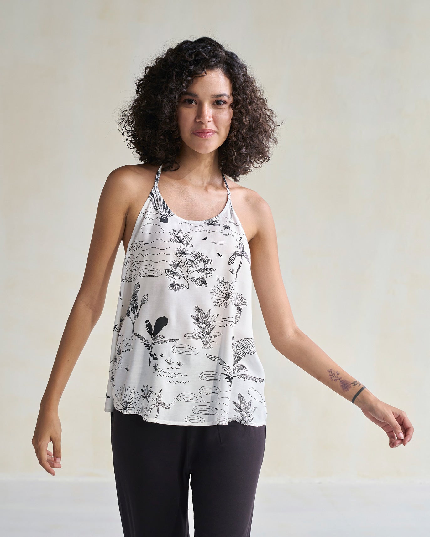 Tranquila Camisole - Ivory & Black