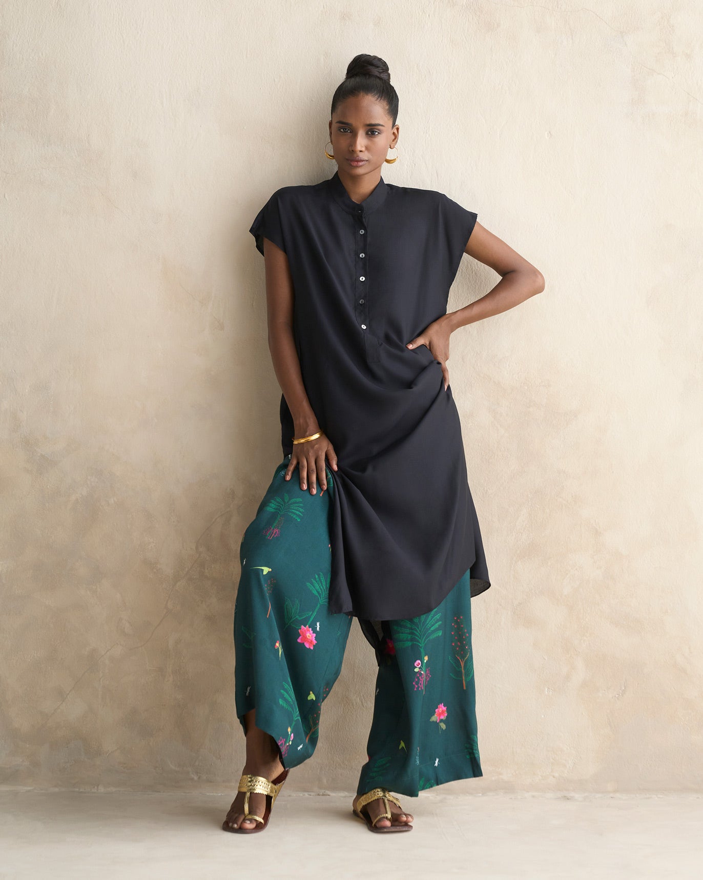 Short Sleeve Kurta - Black