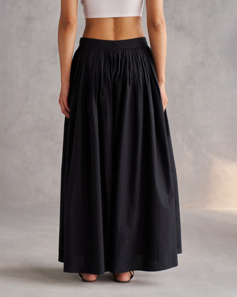 Pleated Pants - Black