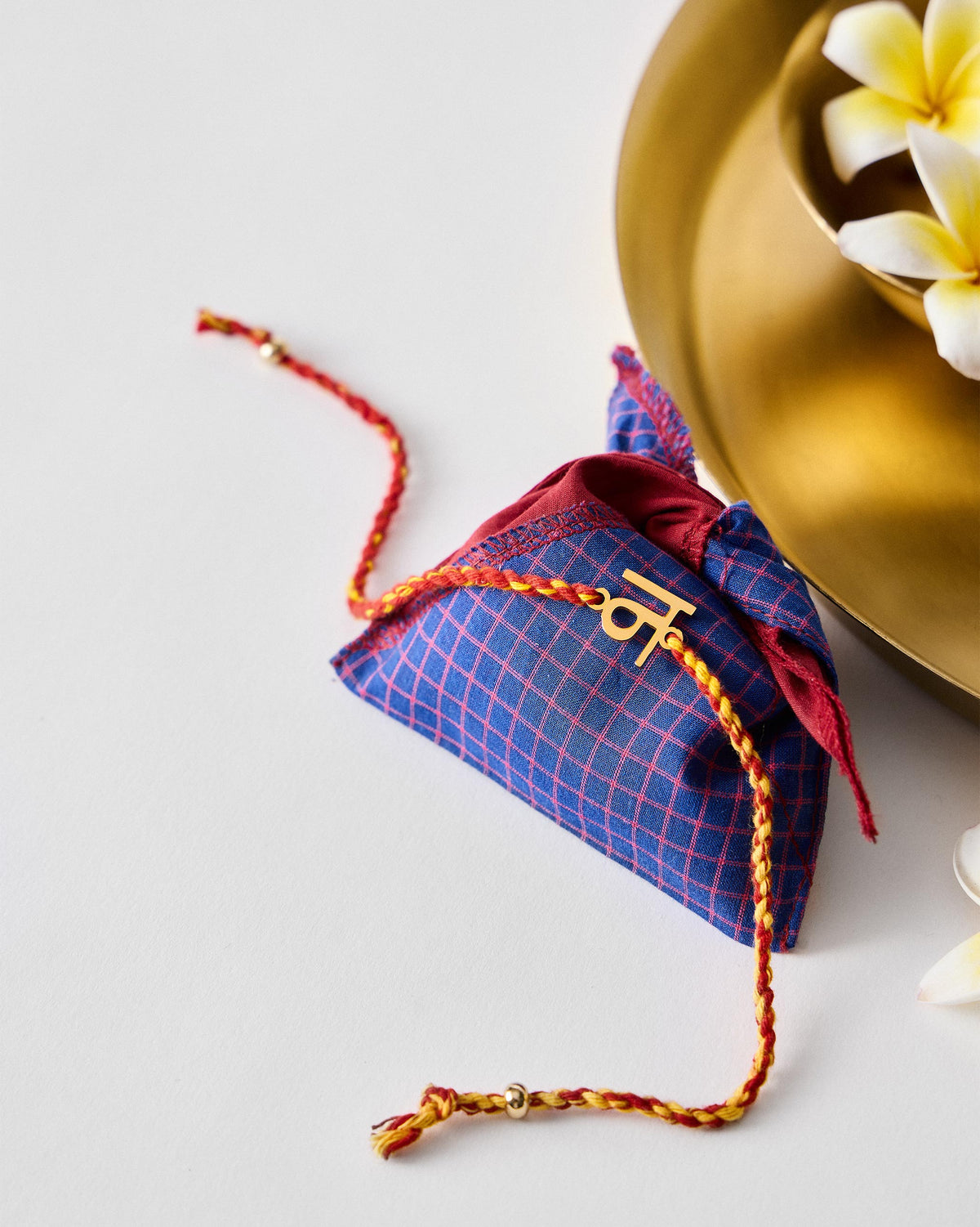 Alphabet N Rakhi - Red