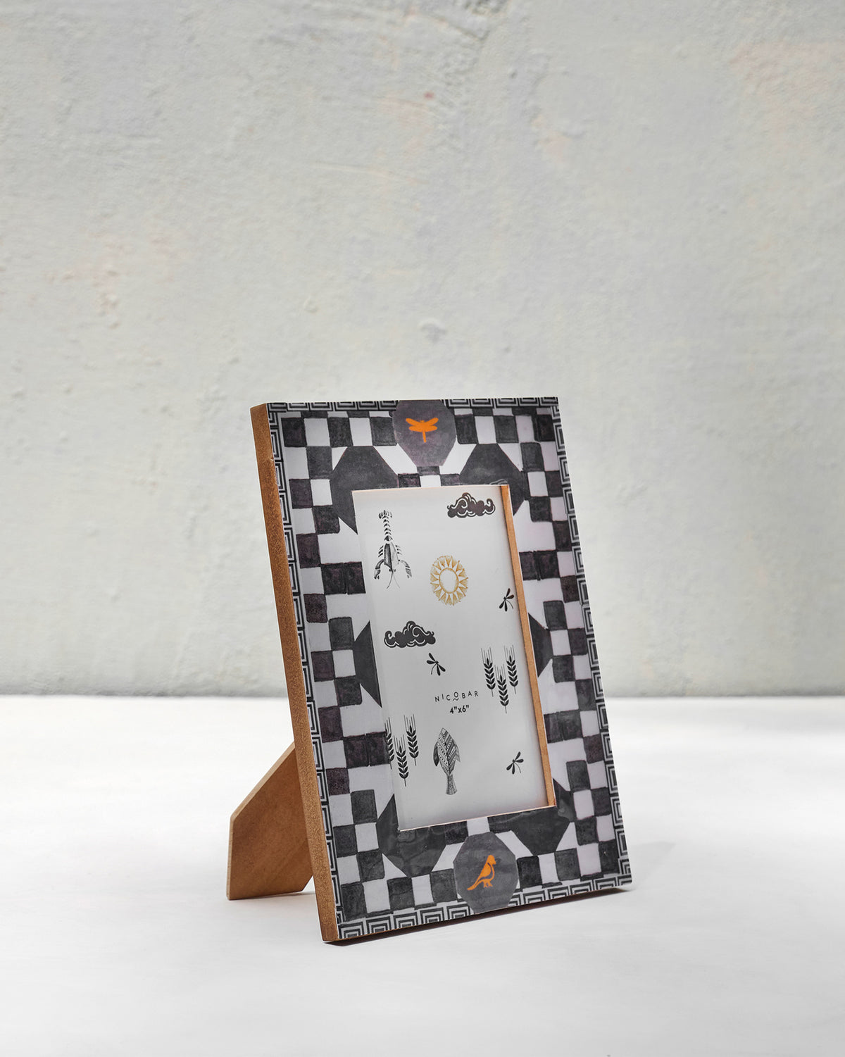 Nusa Photo Frame
