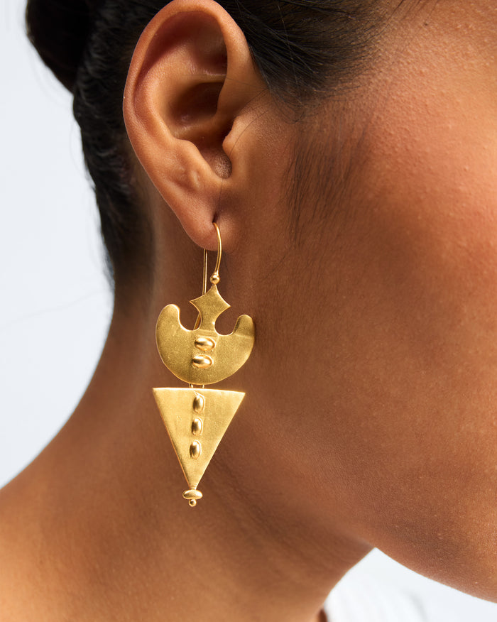 Lama Earrings - Gold