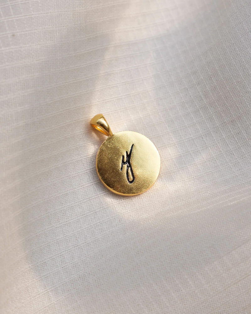 Alphabet Y Charm- Black & Gold