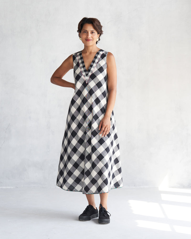 Checkered V-Neck Dress - Black & Ivory