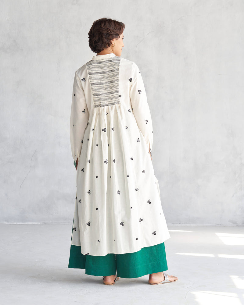 Smocked Back Kurta - Ivory